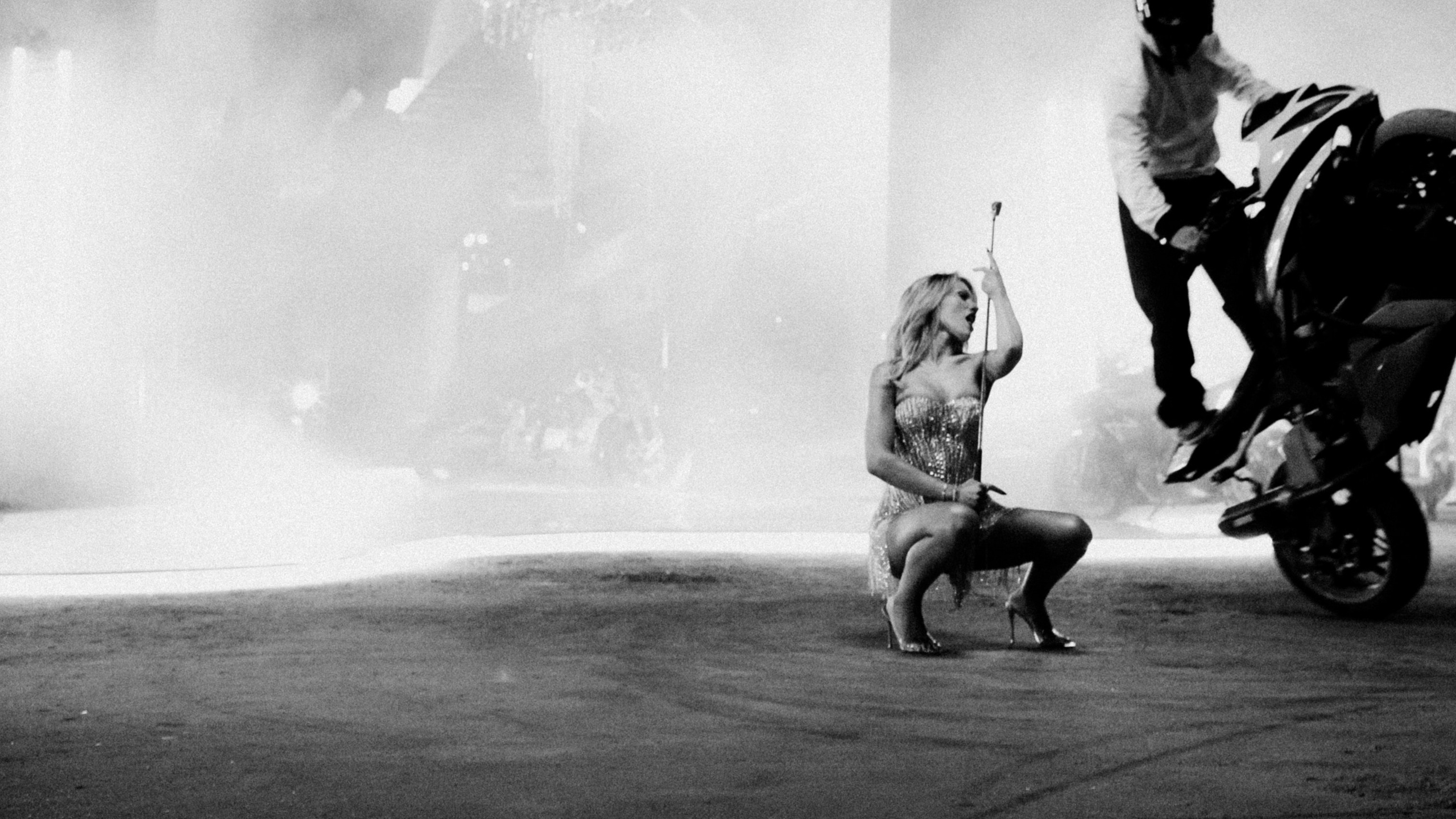 BACKSTAGE Люся Чеботина «За бывшего». Бэкстейдж и репортажный фотограф в Москве Артем Онацко