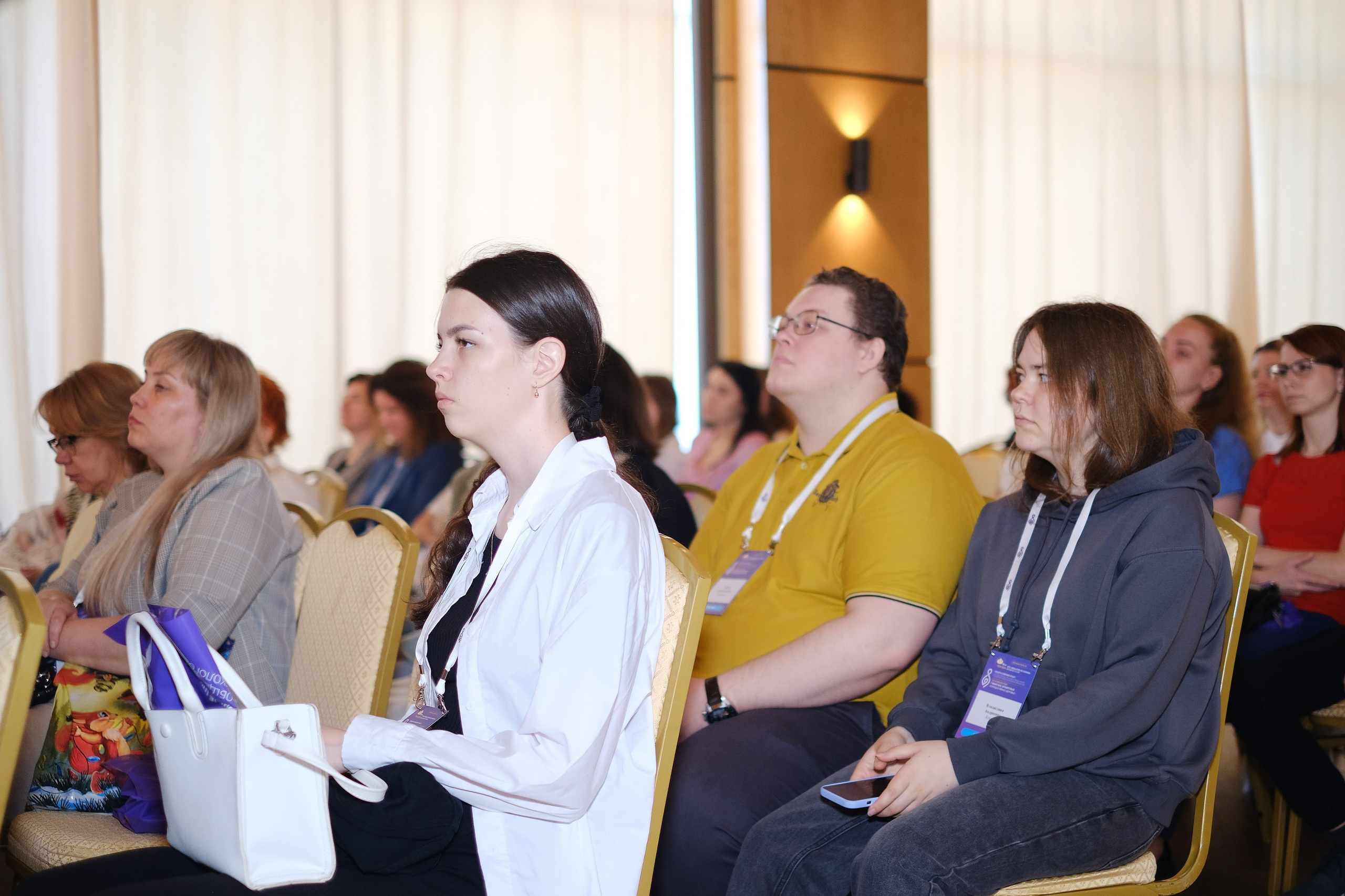 Школа Российского общества акушеров-гинекологов. Свадебный и репортажной фотограф Денис Ожигин в Краснодаре и Краснодарском крае