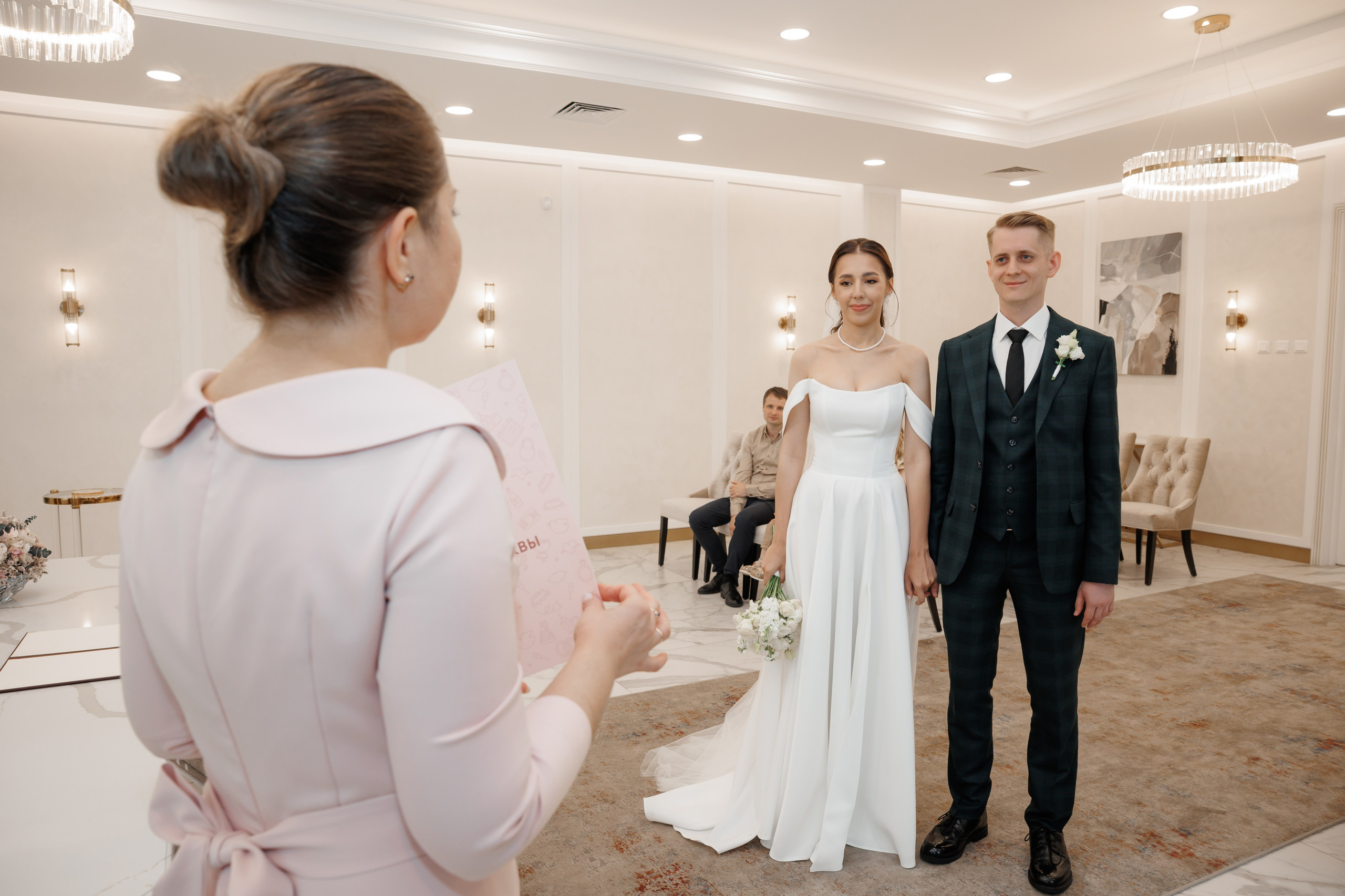 Регистрация в отеле Fish Point, ЗАГС Бутово, прогулка в Остафьево. Свадебный и репортажный фотограф (Москва, Королев и другие)