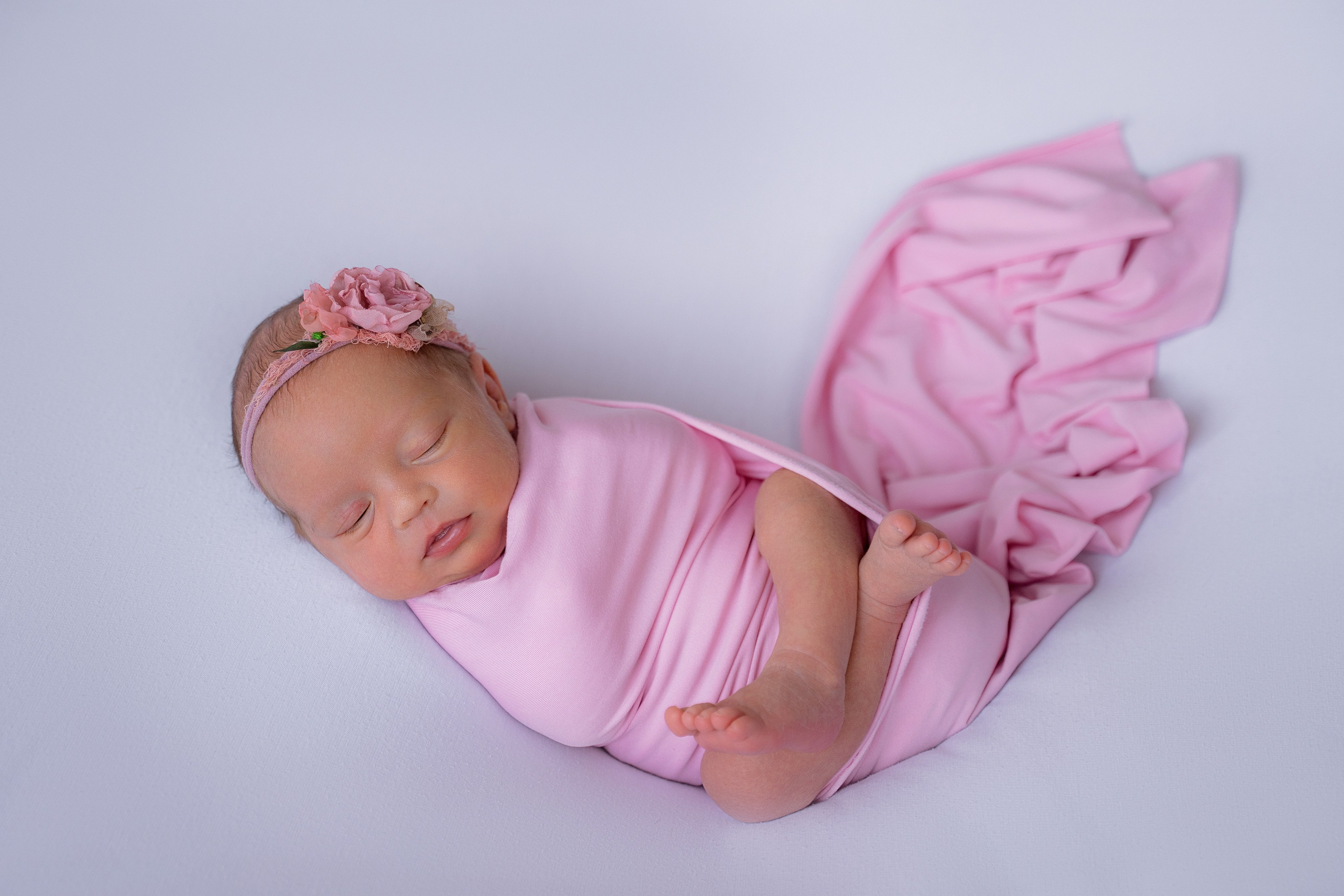 Ньюборн стандарт. Фотостудия Малина в городе Улан-Удэ. Фотограф Ирина Жарникова