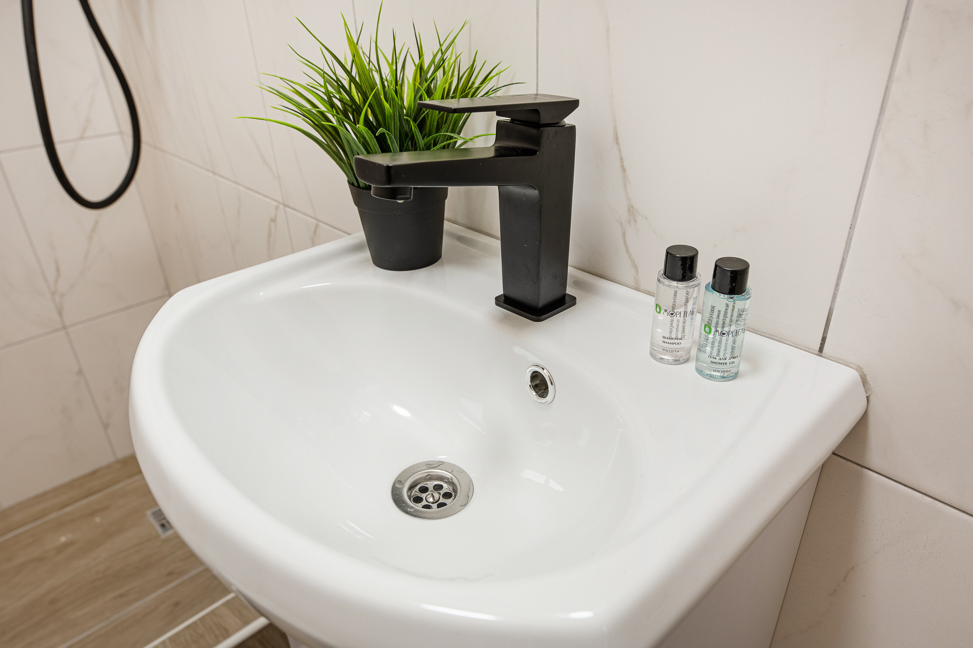 Renatphoto-интерьерный фотограф объектов недвижимости в краснодарском крае. Профессиональная фотосъёмка интерьеров, предметная фотосессия еды для меню г. Анапа