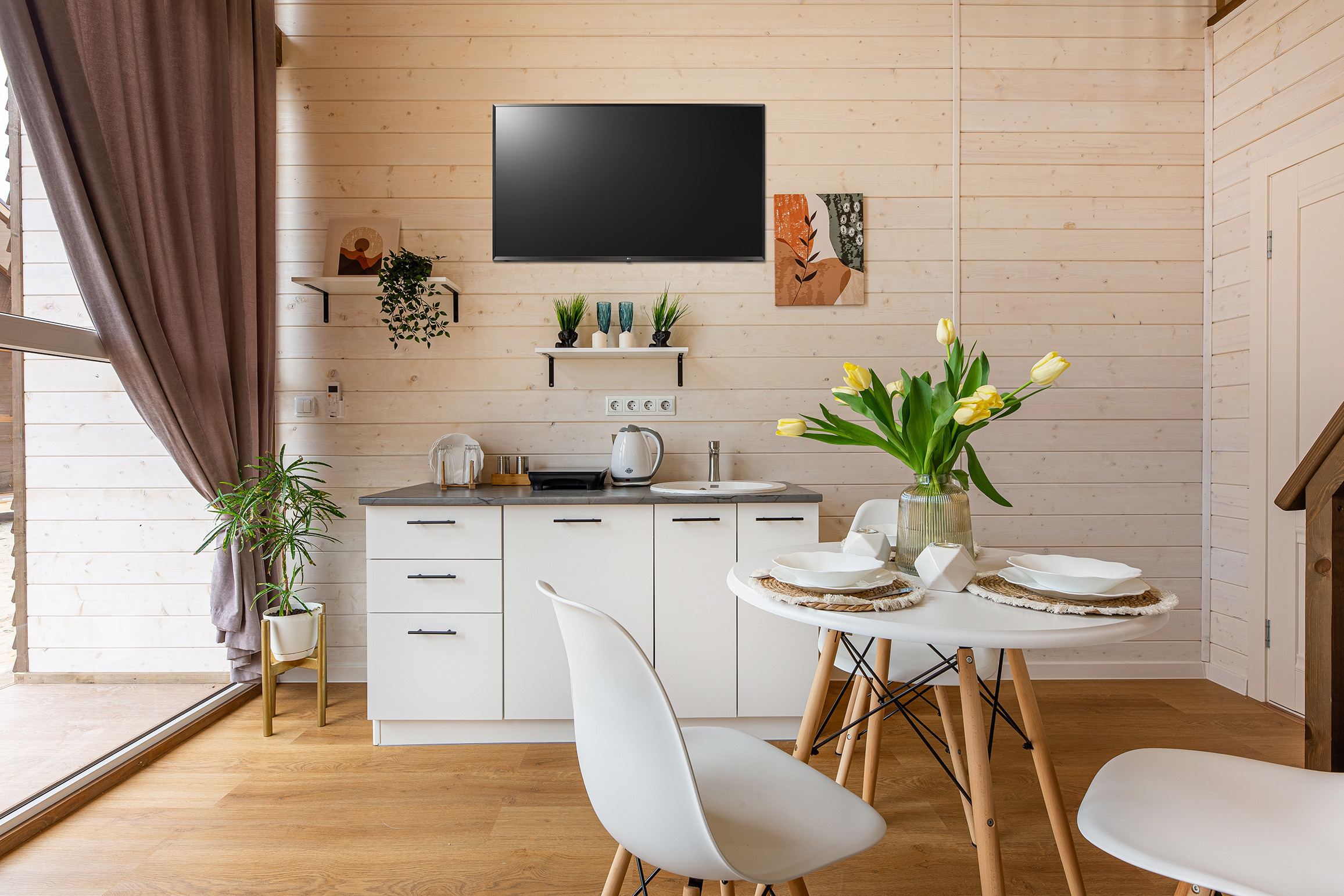 Renatphoto-интерьерный фотограф объектов недвижимости в краснодарском крае. Профессиональная фотосъёмка интерьеров, предметная фотосессия еды для меню г. Анапа