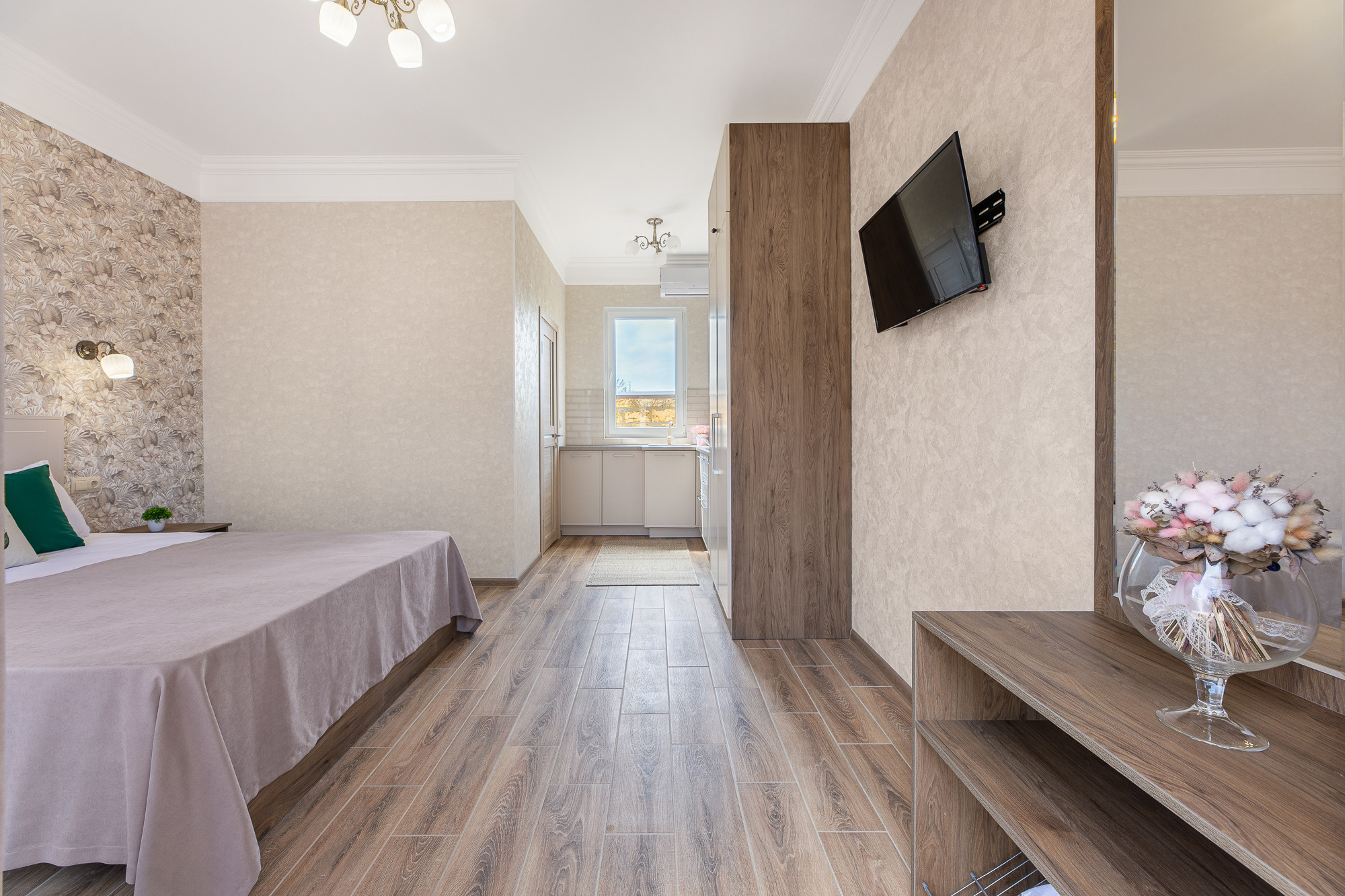 Renatphoto-Фотографирую территорию отелей. Профессиональная фотосъёмка интерьеров, предметная фотосессия еды для меню г. Анапа