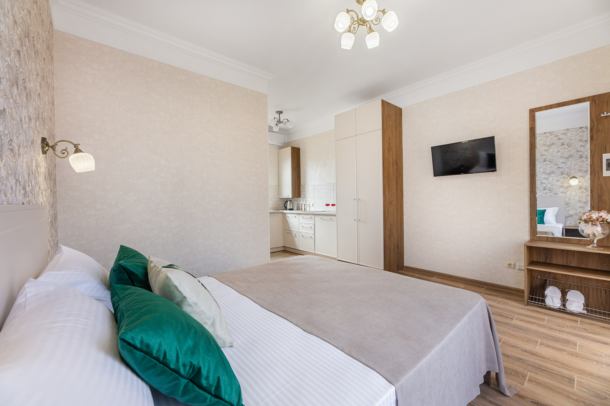 Renatphoto-Фотографирую территорию отелей. Профессиональная фотосъёмка интерьеров, предметная фотосессия еды для меню г. Анапа