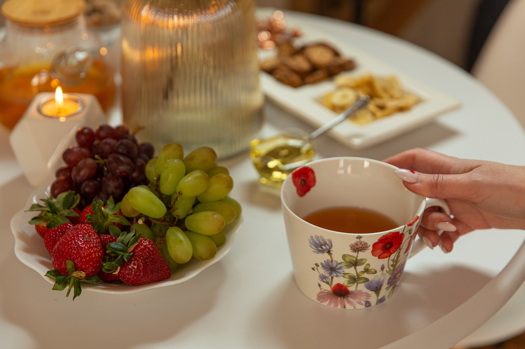 Renatphoto-интерьерный фотограф объектов недвижимости в краснодарском крае. Профессиональная фотосъёмка интерьеров, предметная фотосессия еды для меню г. Анапа
