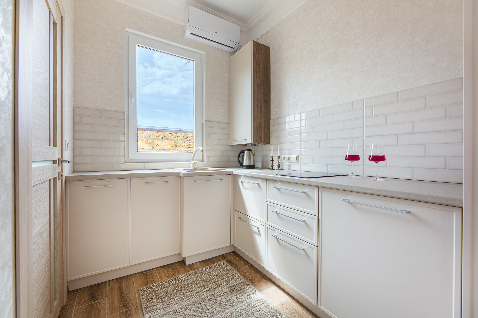 Renatphoto-Фотографирую территорию отелей. Профессиональная фотосъёмка интерьеров, предметная фотосессия еды для меню г. Анапа