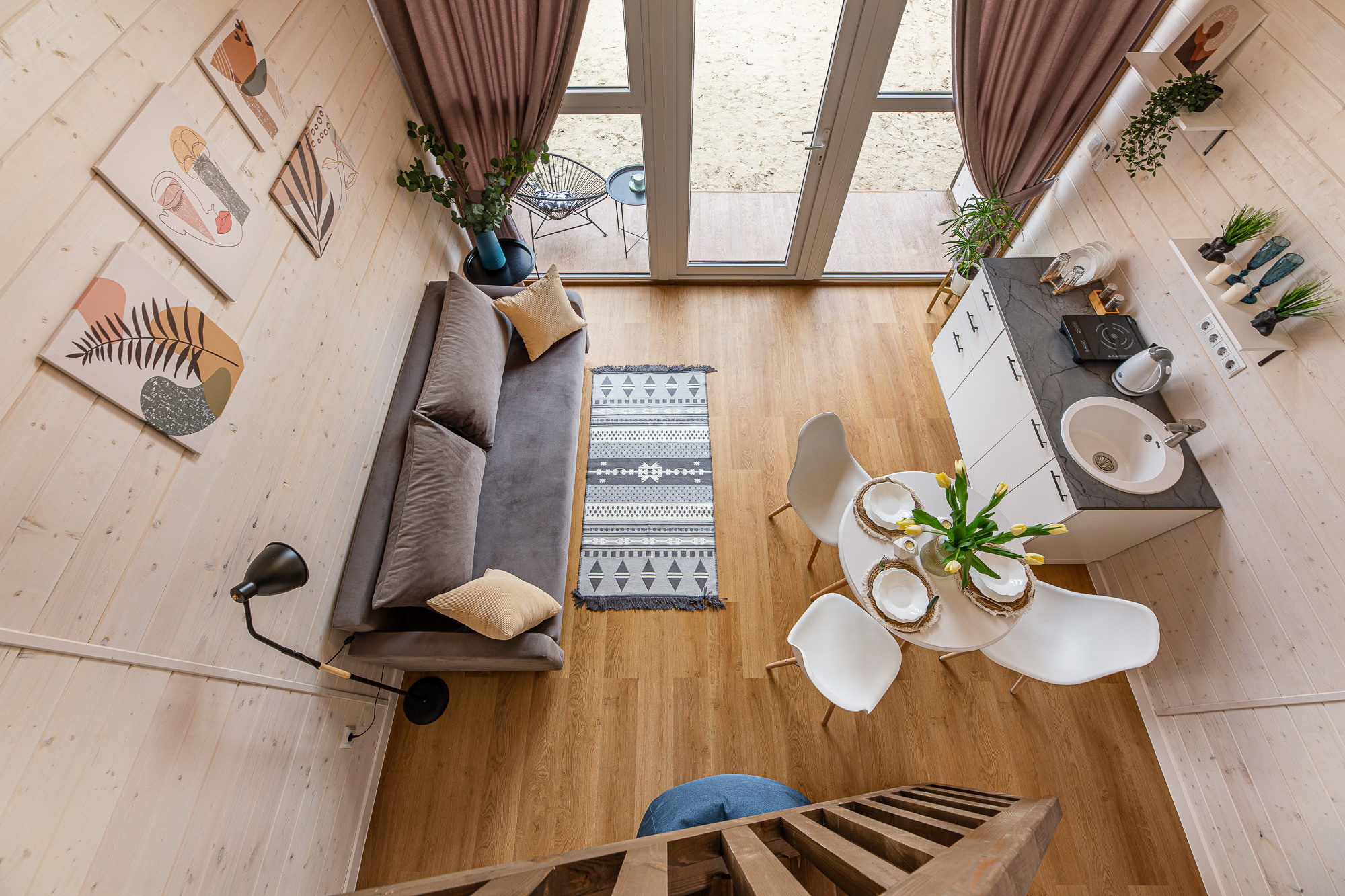 Renatphoto-интерьерный фотограф объектов недвижимости в краснодарском крае. Профессиональная фотосъёмка интерьеров, предметная фотосессия еды для меню г. Анапа