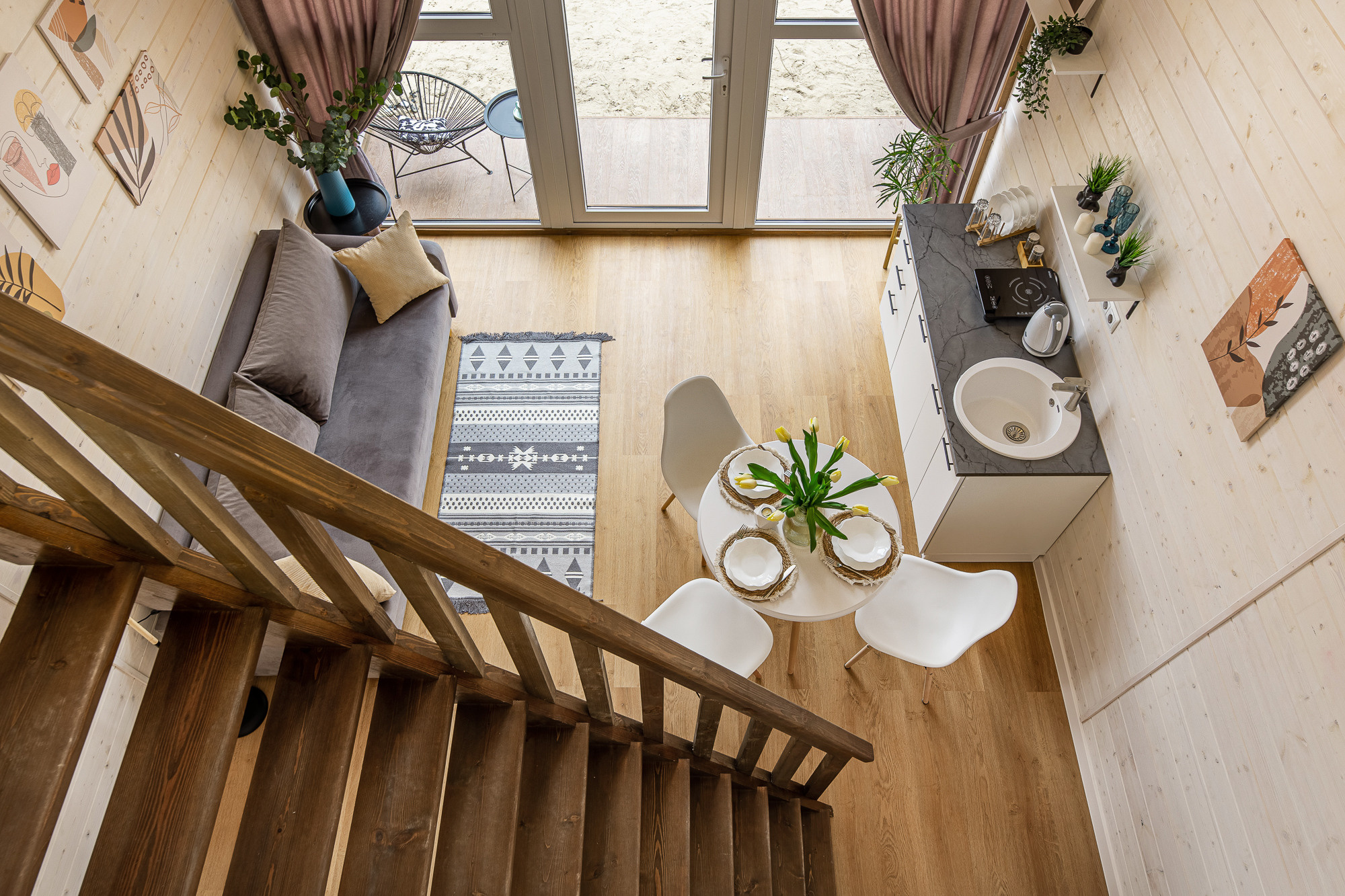 Renatphoto-интерьерный фотограф объектов недвижимости в краснодарском крае. Профессиональная фотосъёмка интерьеров, предметная фотосессия еды для меню г. Анапа