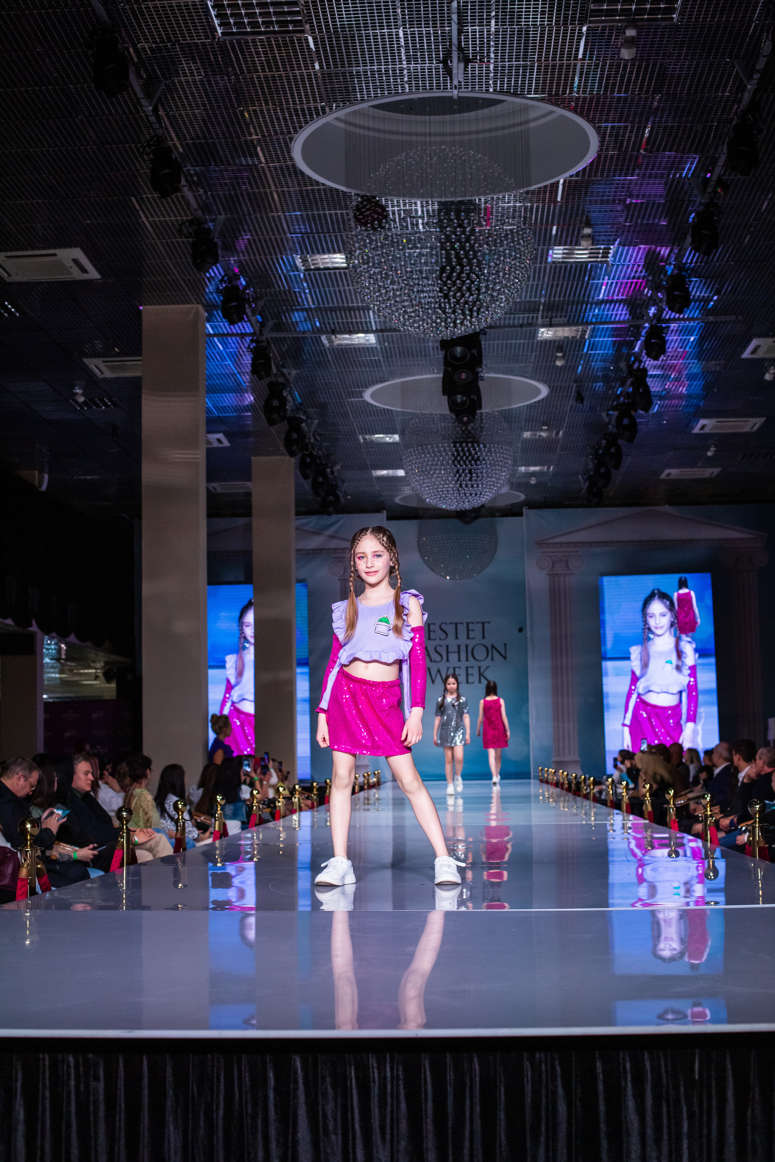 Показ FashionBook в Москве. Свадебный, семейный и детский фотограф в Калининграде Елена Кравцова