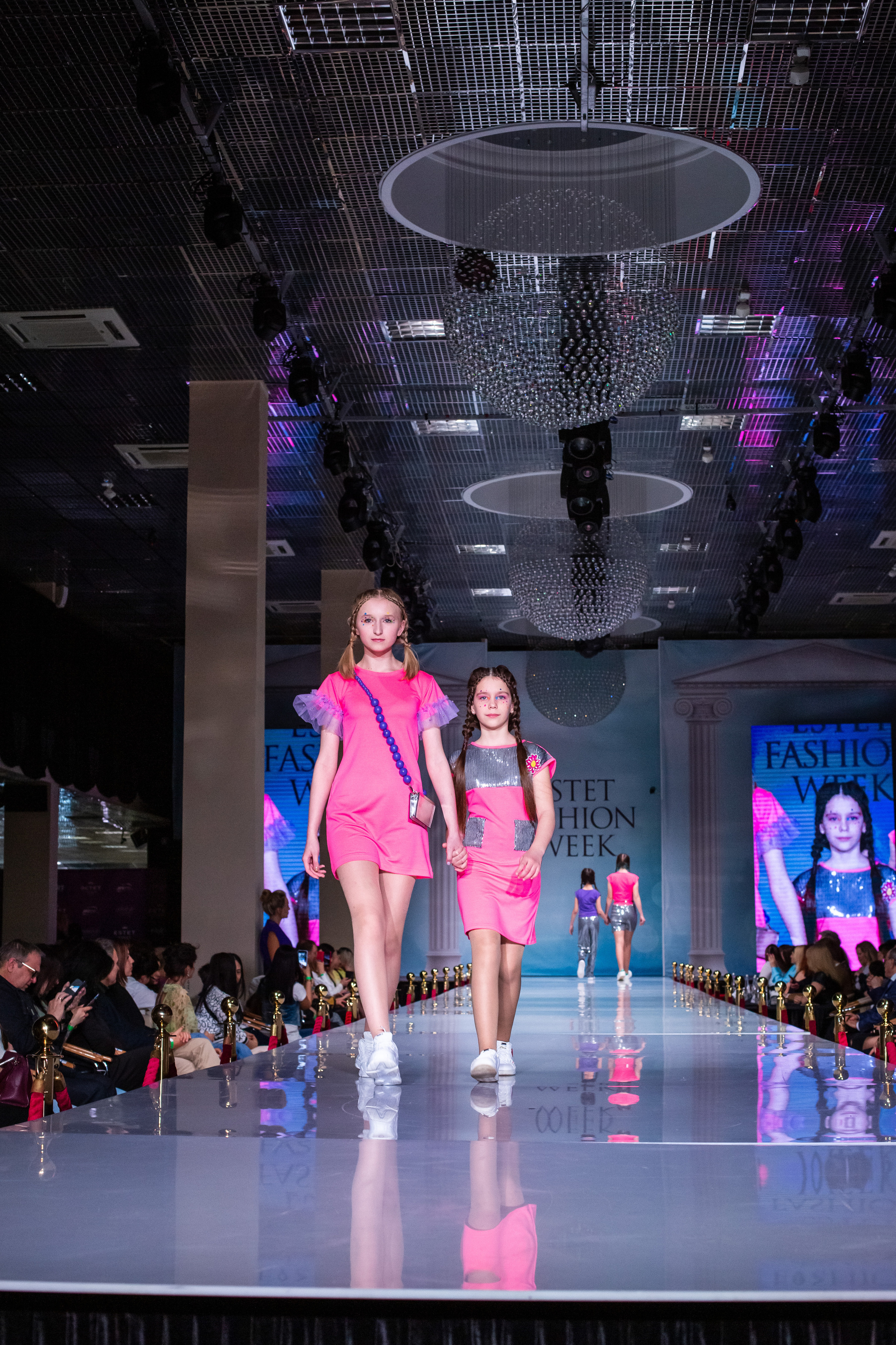 Показ FashionBook в Москве. Свадебный, семейный и детский фотограф в Калининграде Елена Кравцова