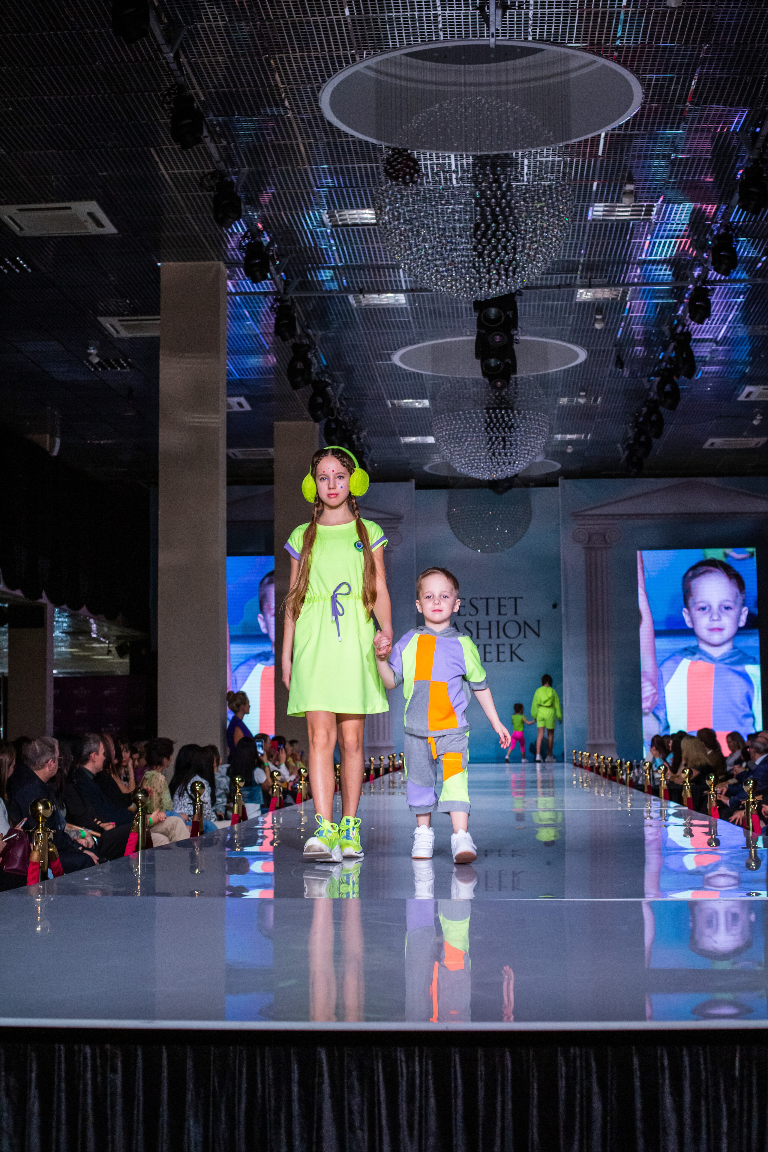 Показ FashionBook в Москве. Свадебный, семейный и детский фотограф в Калининграде Елена Кравцова