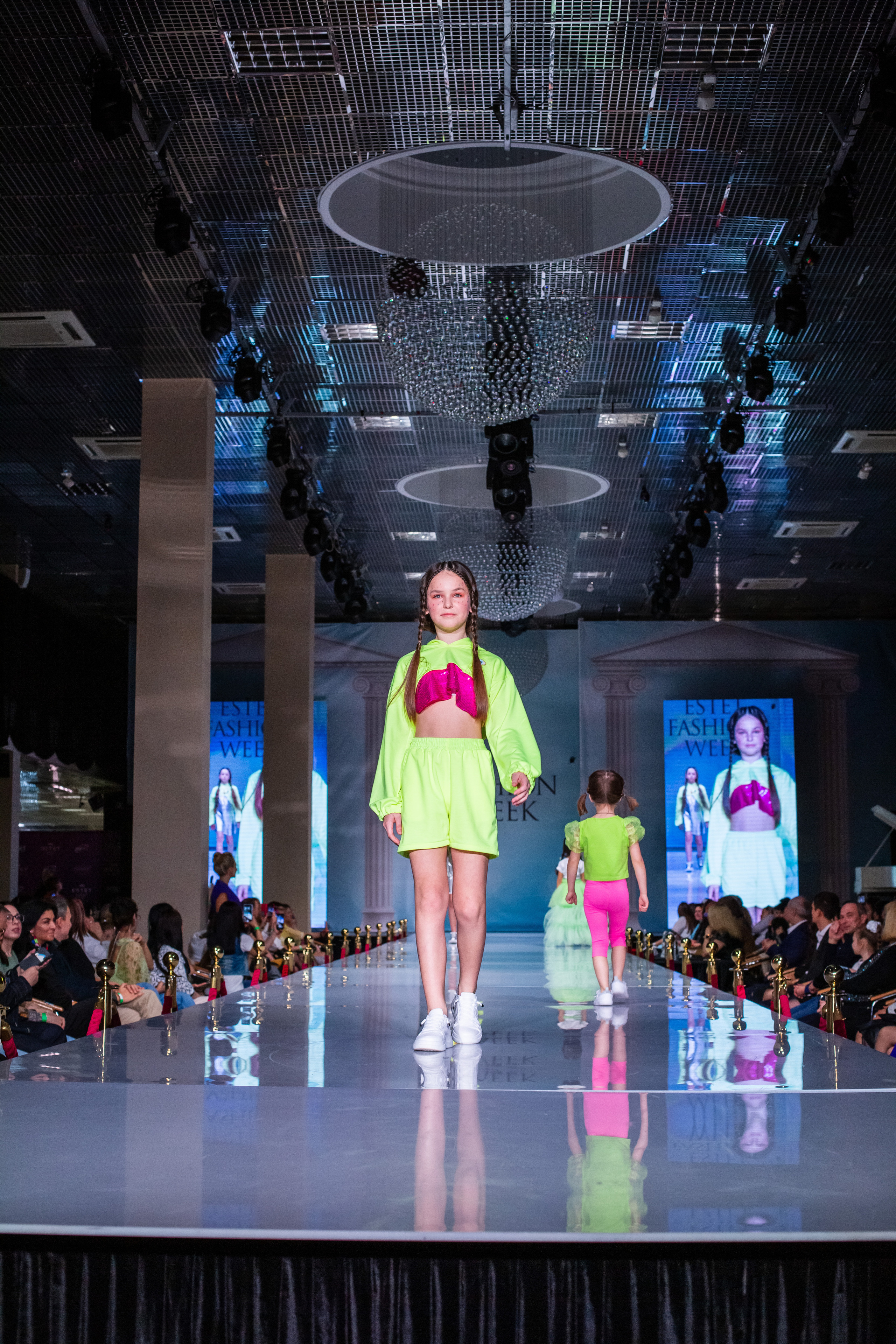 Показ FashionBook в Москве. Свадебный, семейный и детский фотограф в Калининграде Елена Кравцова