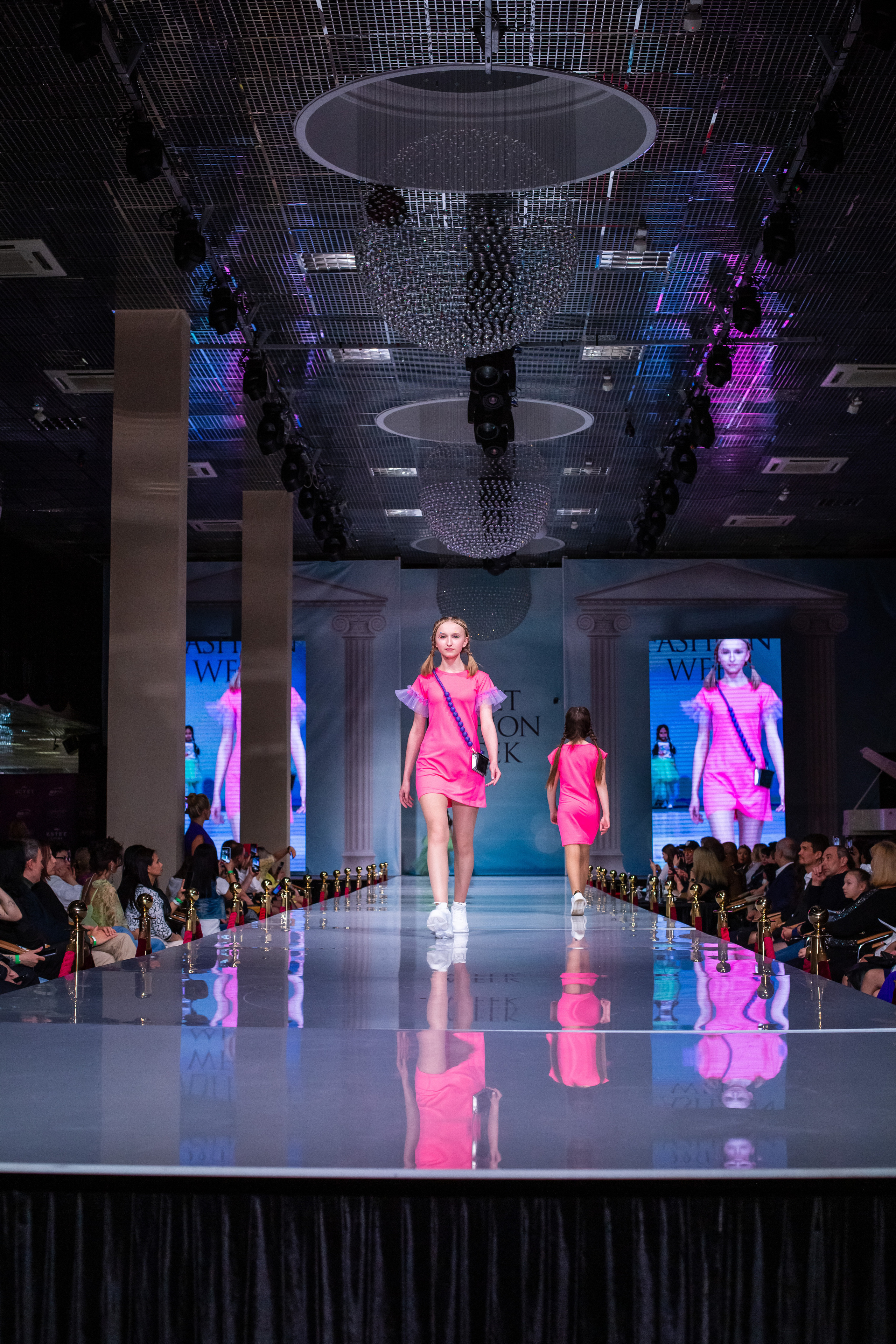 Показ FashionBook в Москве. Свадебный, семейный и детский фотограф в Калининграде Елена Кравцова