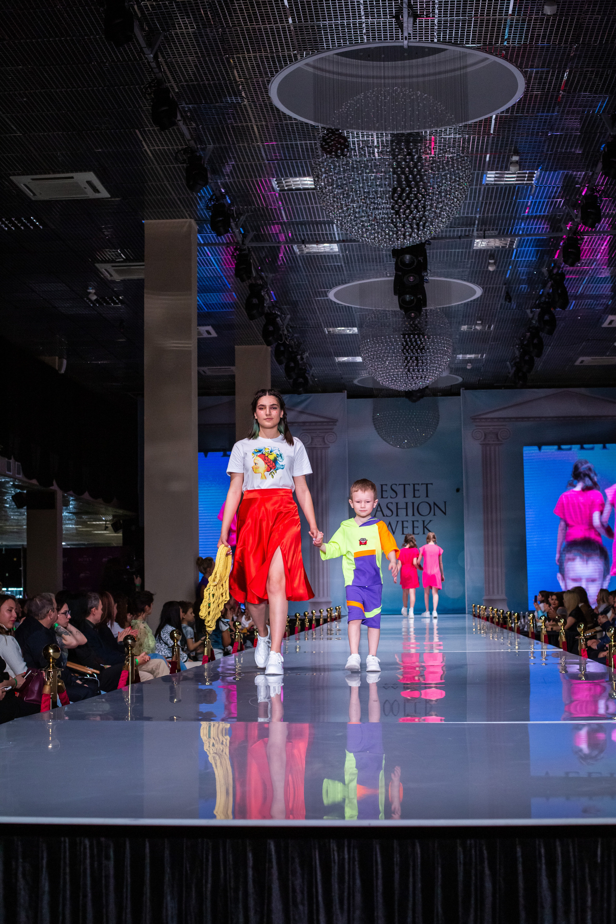 Показ FashionBook в Москве. Свадебный, семейный и детский фотограф в Калининграде Елена Кравцова