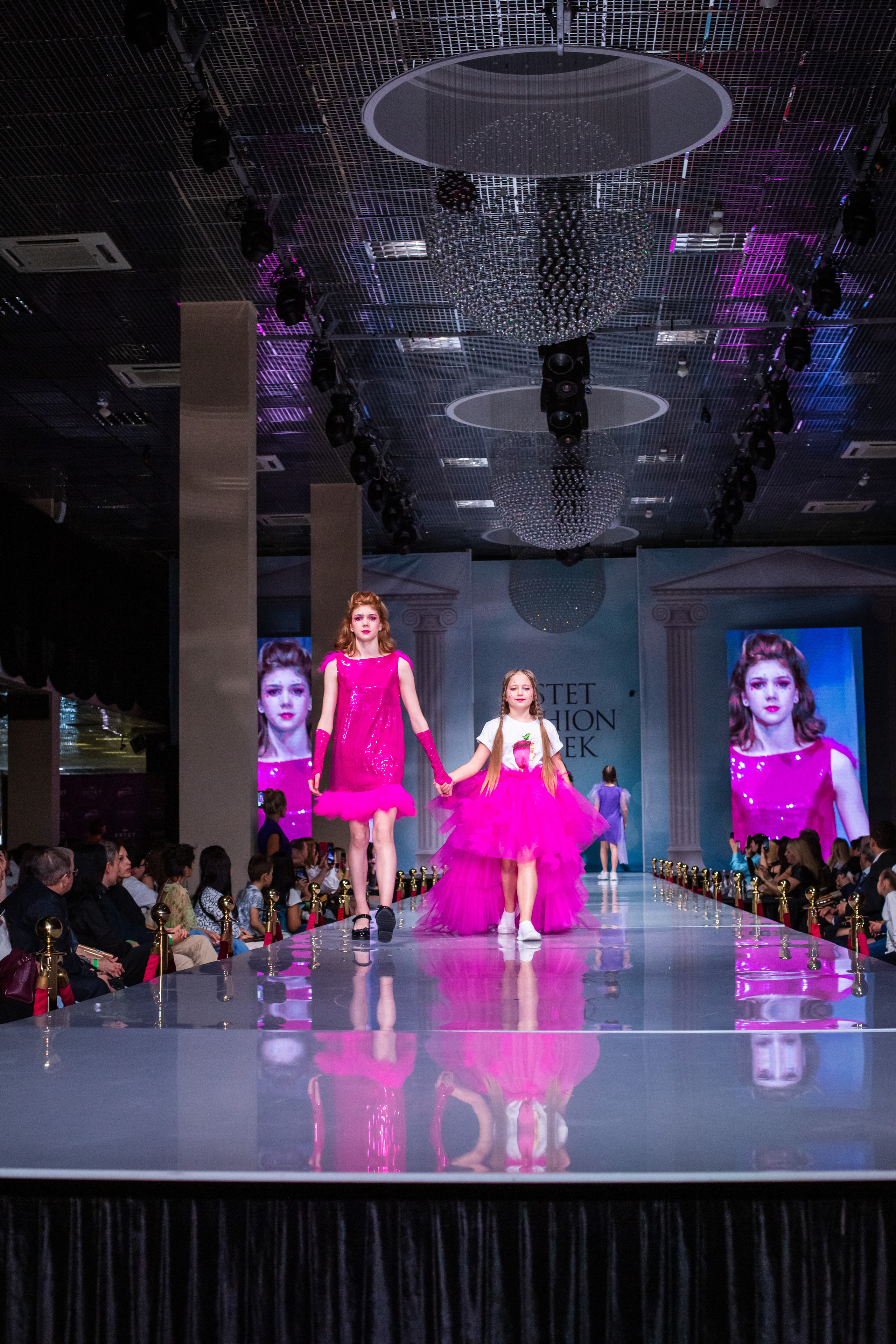 Показ FashionBook в Москве. Свадебный, семейный и детский фотограф в Калининграде Елена Кравцова