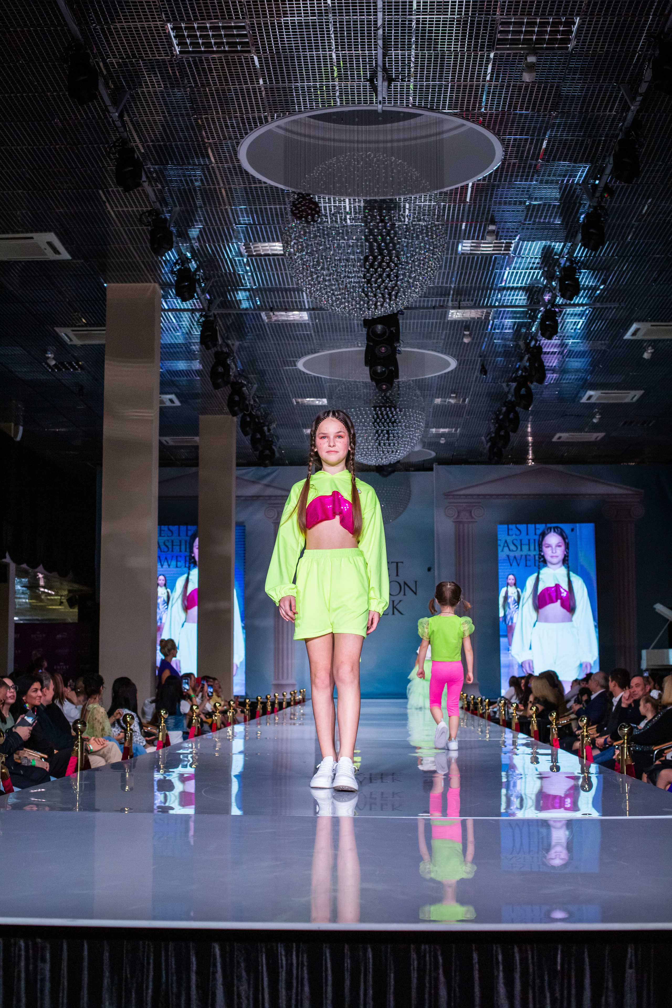 Показ FashionBook в Москве. Свадебный, семейный и детский фотограф в Калининграде Елена Кравцова