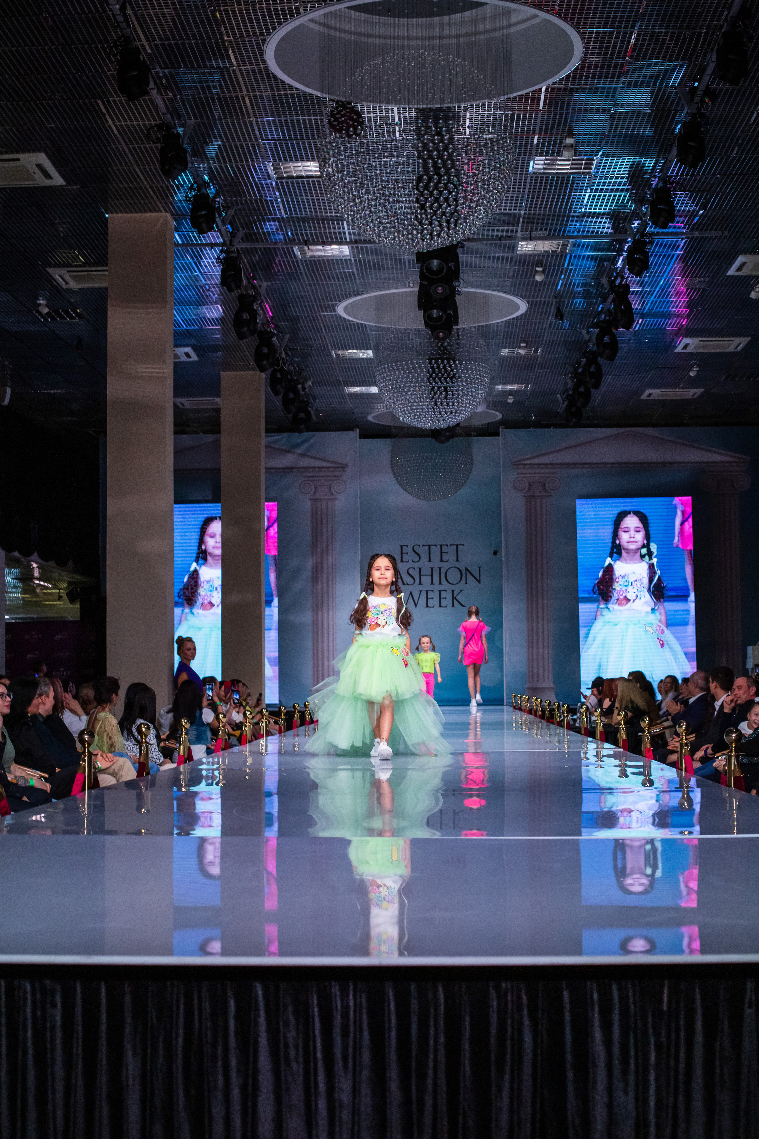 Показ FashionBook в Москве. Свадебный, семейный и детский фотограф в Калининграде Елена Кравцова