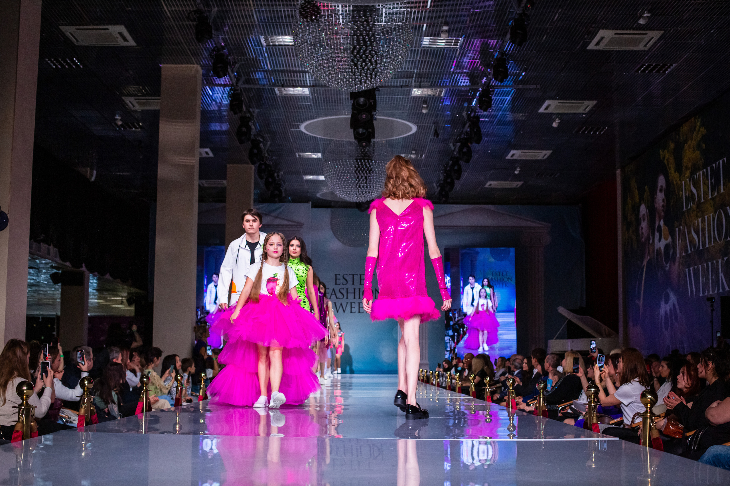 Показ FashionBook в Москве. Свадебный, семейный и детский фотограф в Калининграде Елена Кравцова