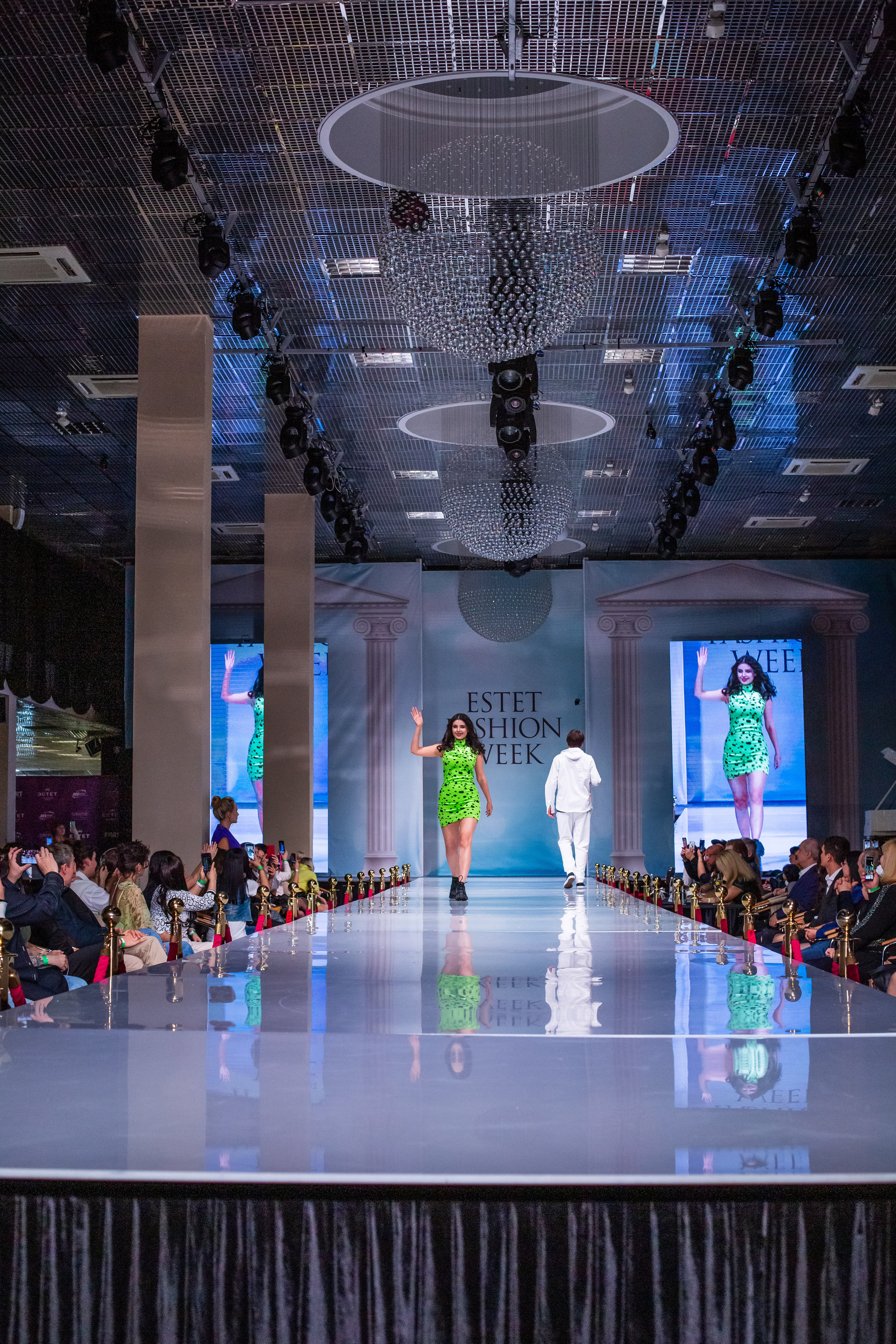 Показ FashionBook в Москве. Свадебный, семейный и детский фотограф в Калининграде Елена Кравцова