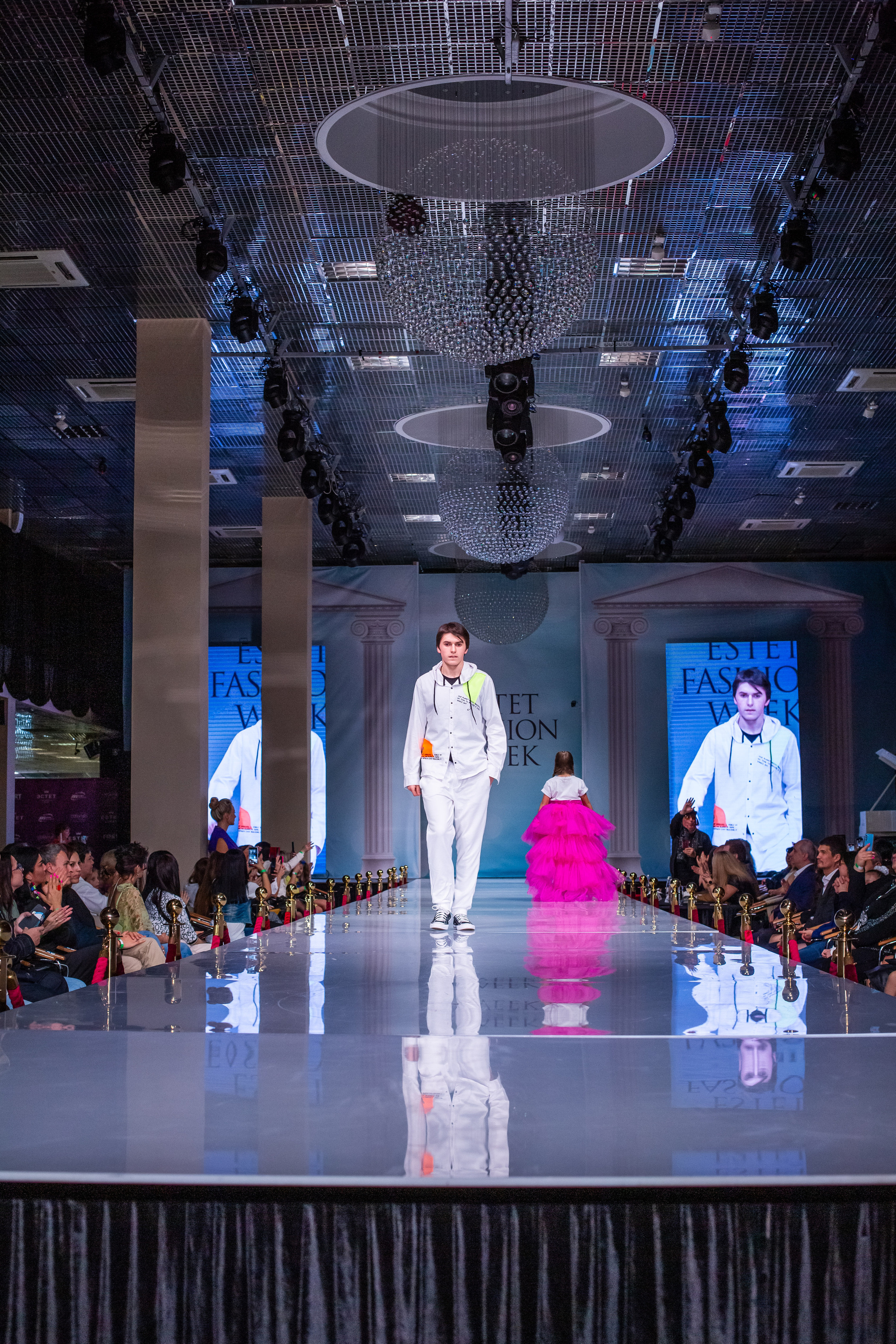 Показ FashionBook в Москве. Свадебный, семейный и детский фотограф в Калининграде Елена Кравцова