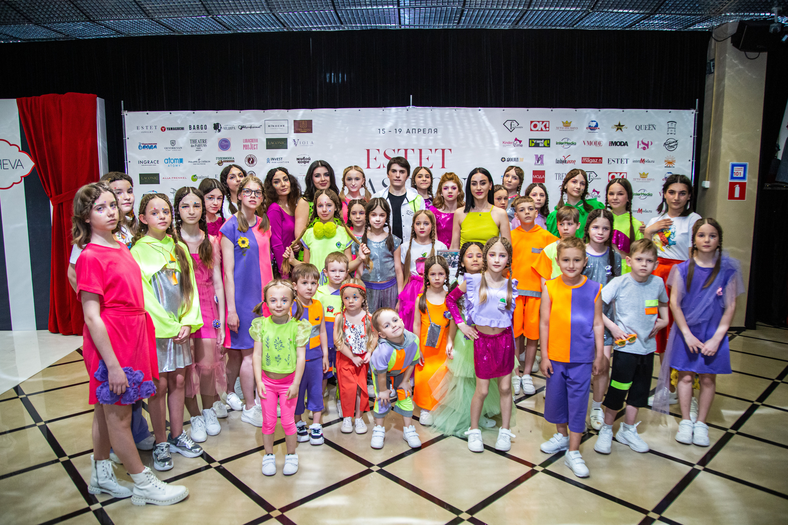 Показ FashionBook в Москве. Свадебный, семейный и детский фотограф в Калининграде Елена Кравцова