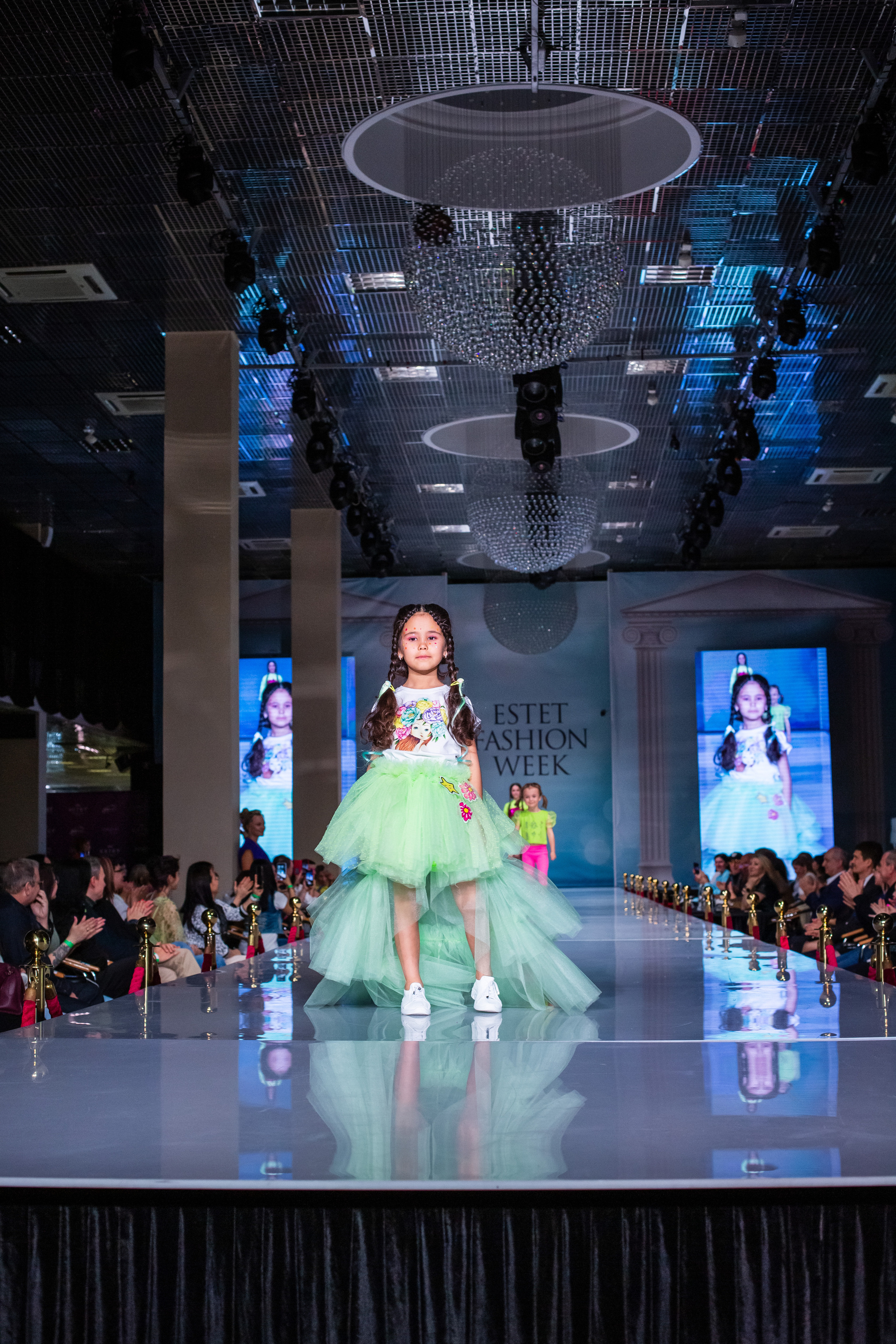 Показ FashionBook в Москве. Свадебный, семейный и детский фотограф в Калининграде Елена Кравцова