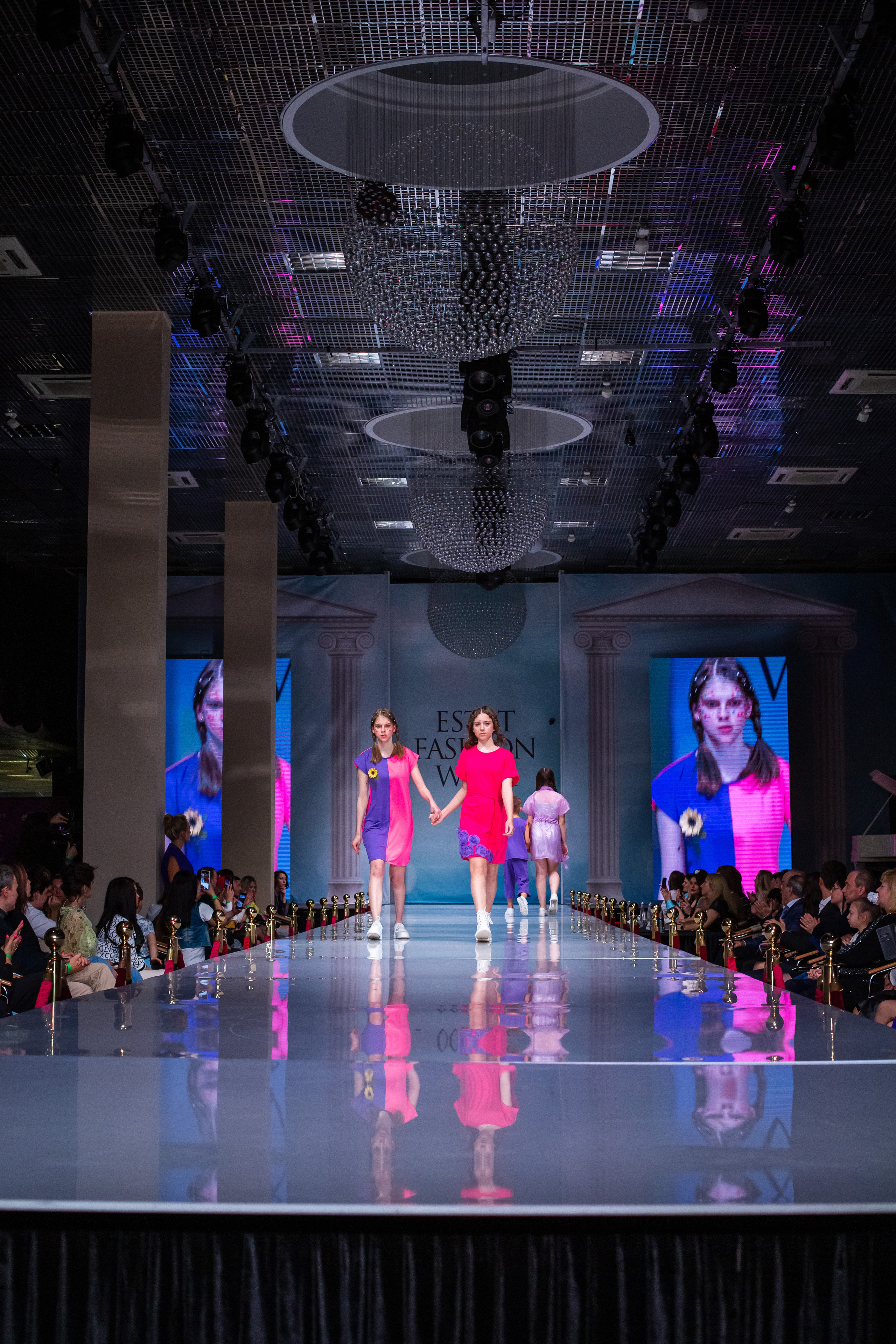 Показ FashionBook в Москве. Свадебный, семейный и детский фотограф в Калининграде Елена Кравцова