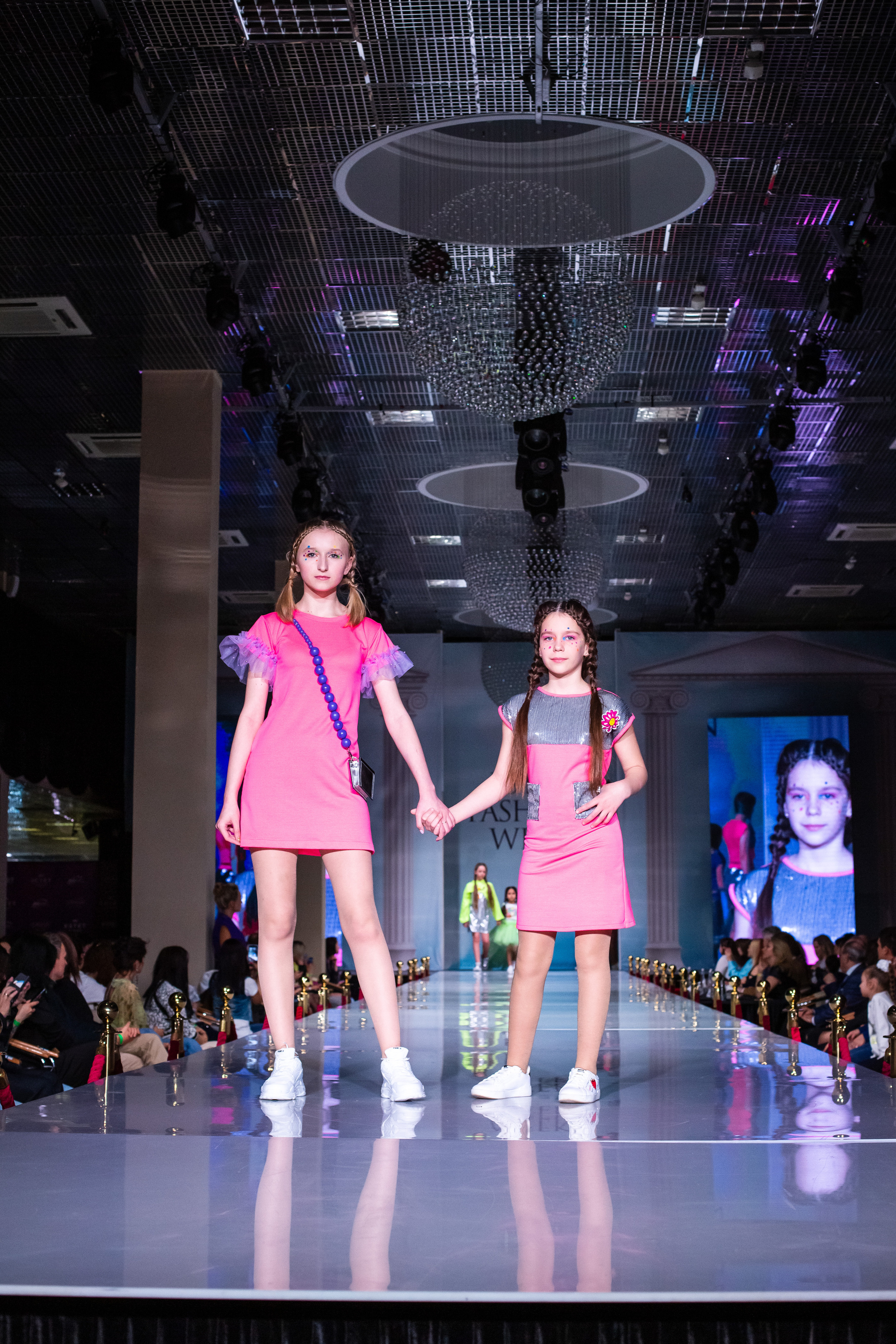 Показ FashionBook в Москве. Свадебный, семейный и детский фотограф в Калининграде Елена Кравцова