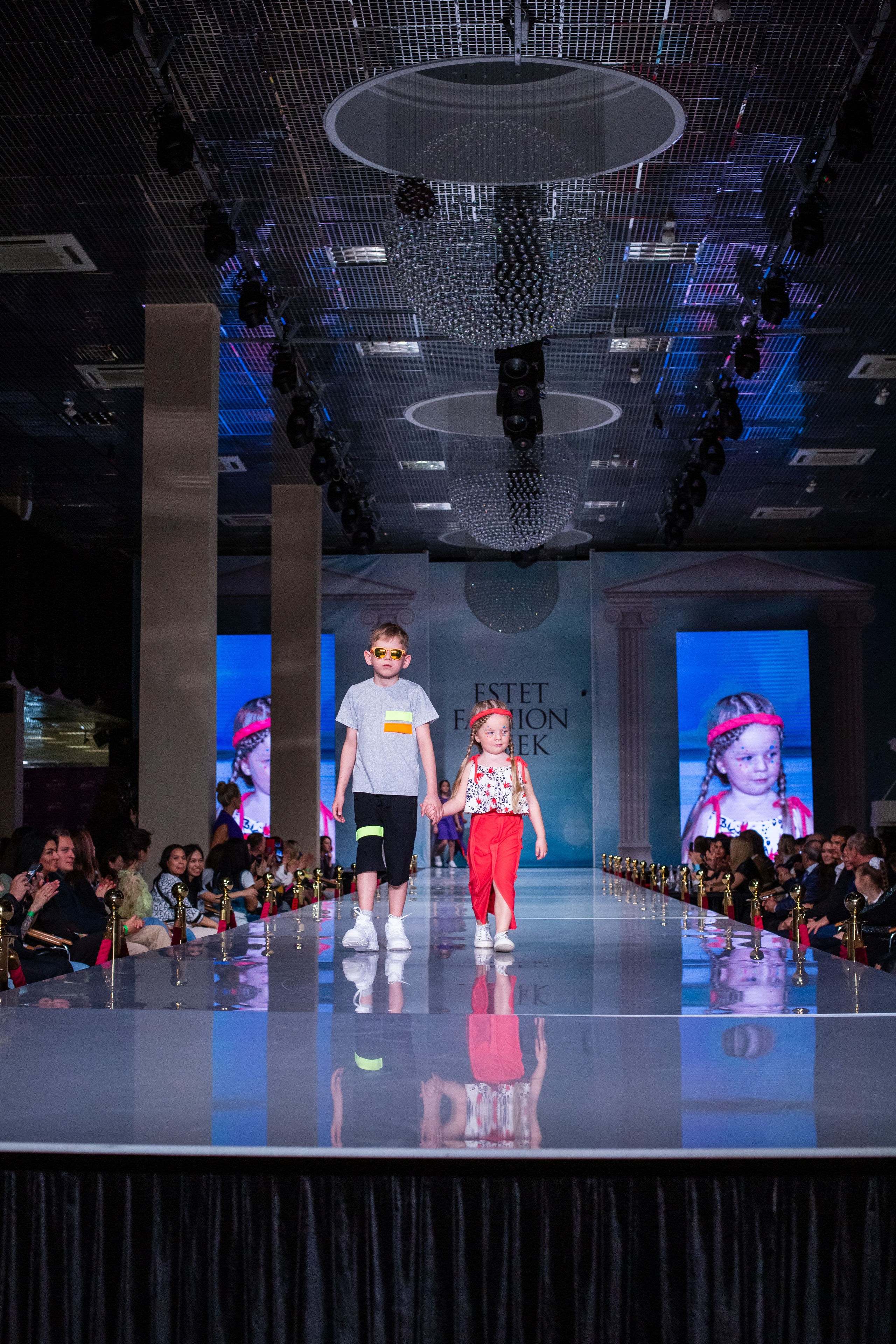 Показ FashionBook в Москве. Свадебный, семейный и детский фотограф в Калининграде Елена Кравцова