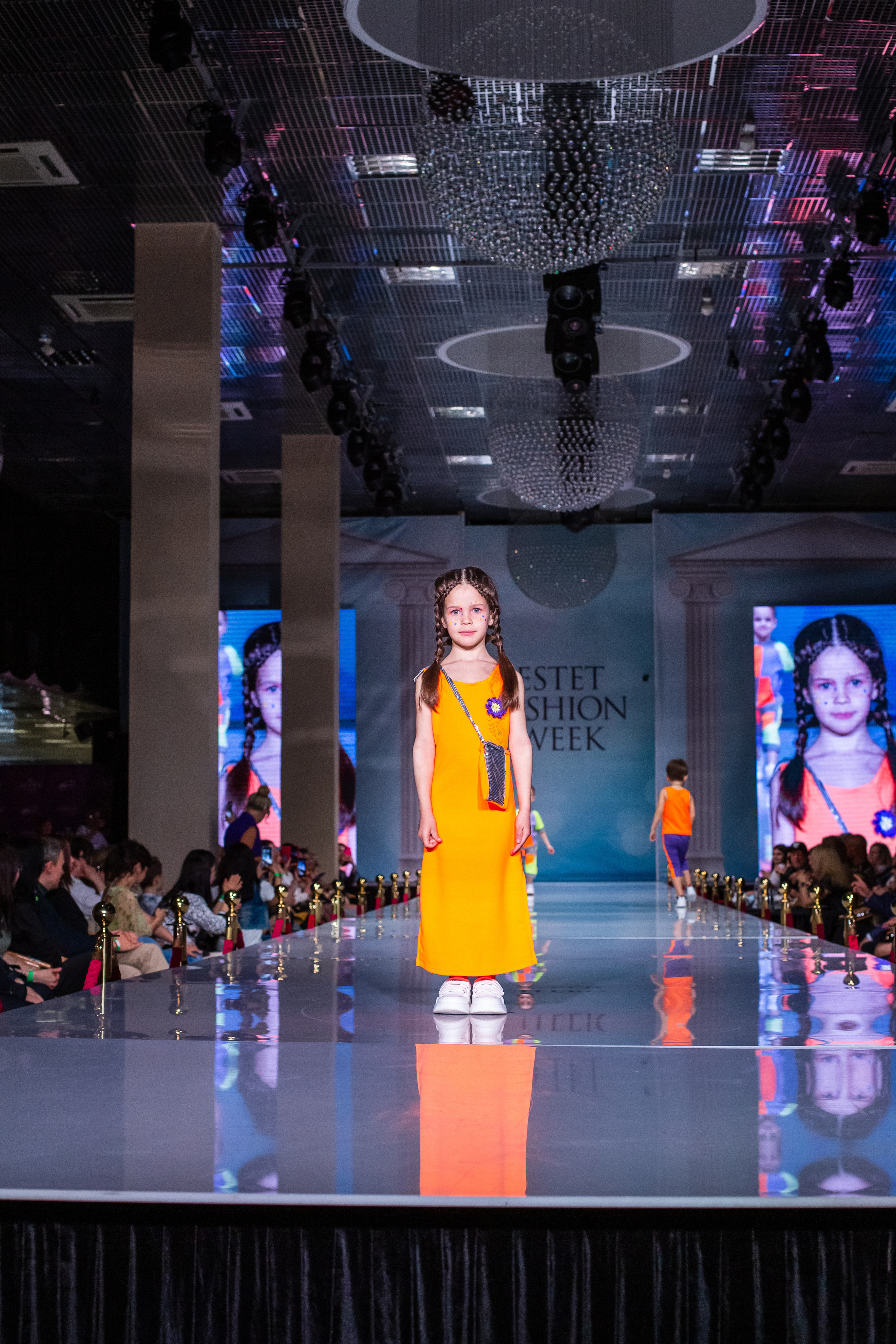 Показ FashionBook в Москве. Свадебный, семейный и детский фотограф в Калининграде Елена Кравцова