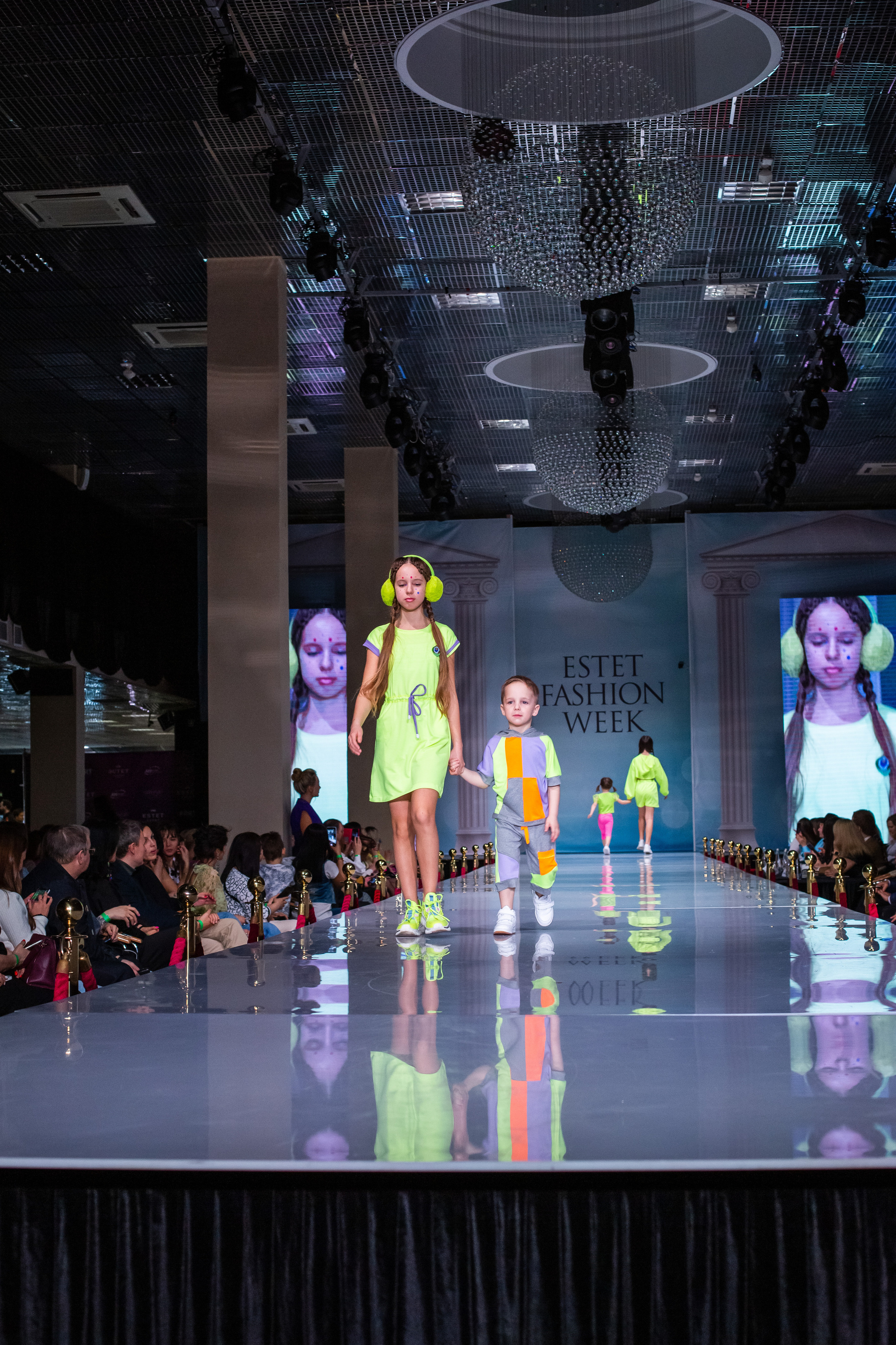 Показ FashionBook в Москве. Свадебный, семейный и детский фотограф в Калининграде Елена Кравцова