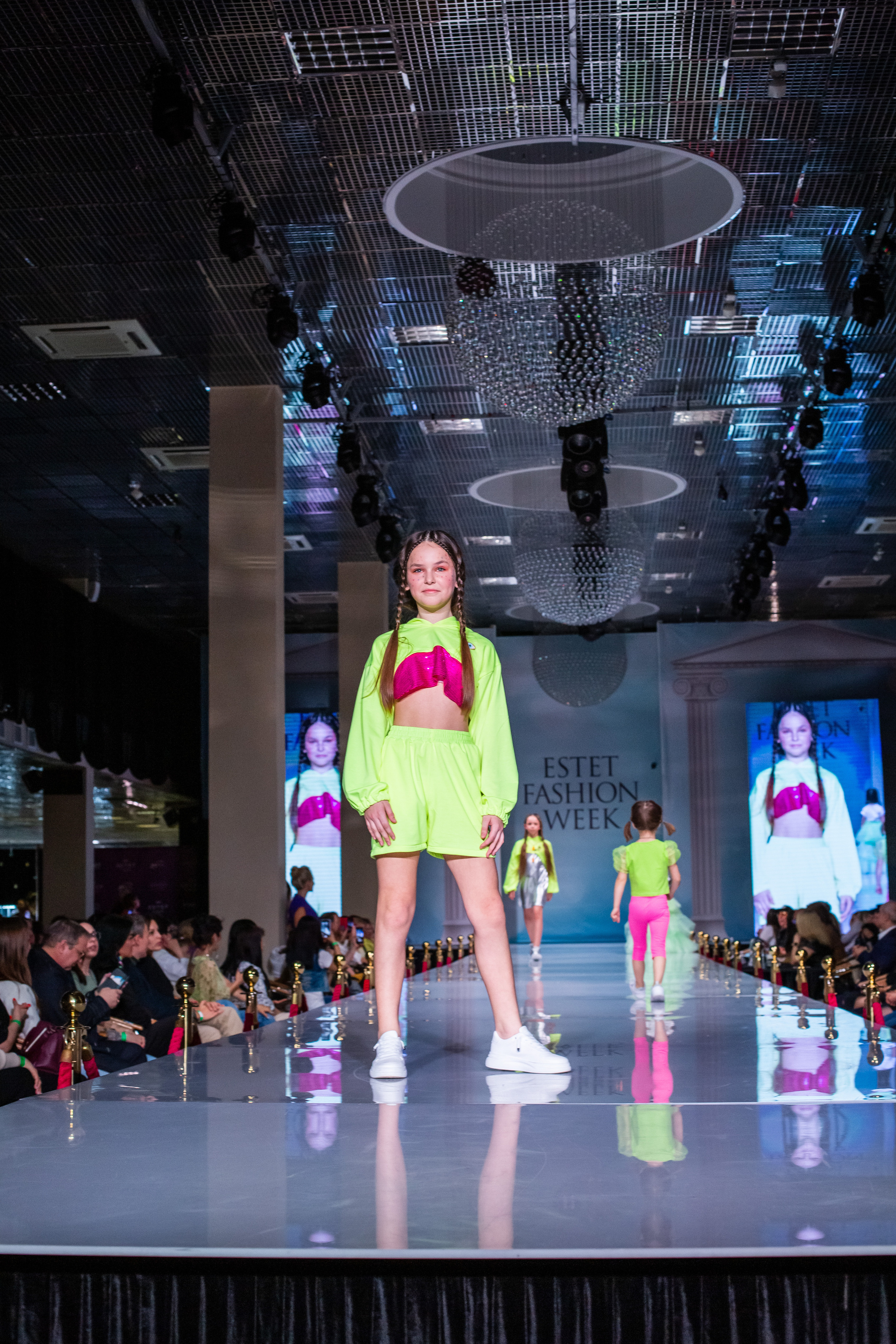 Показ FashionBook в Москве. Свадебный, семейный и детский фотограф в Калининграде Елена Кравцова