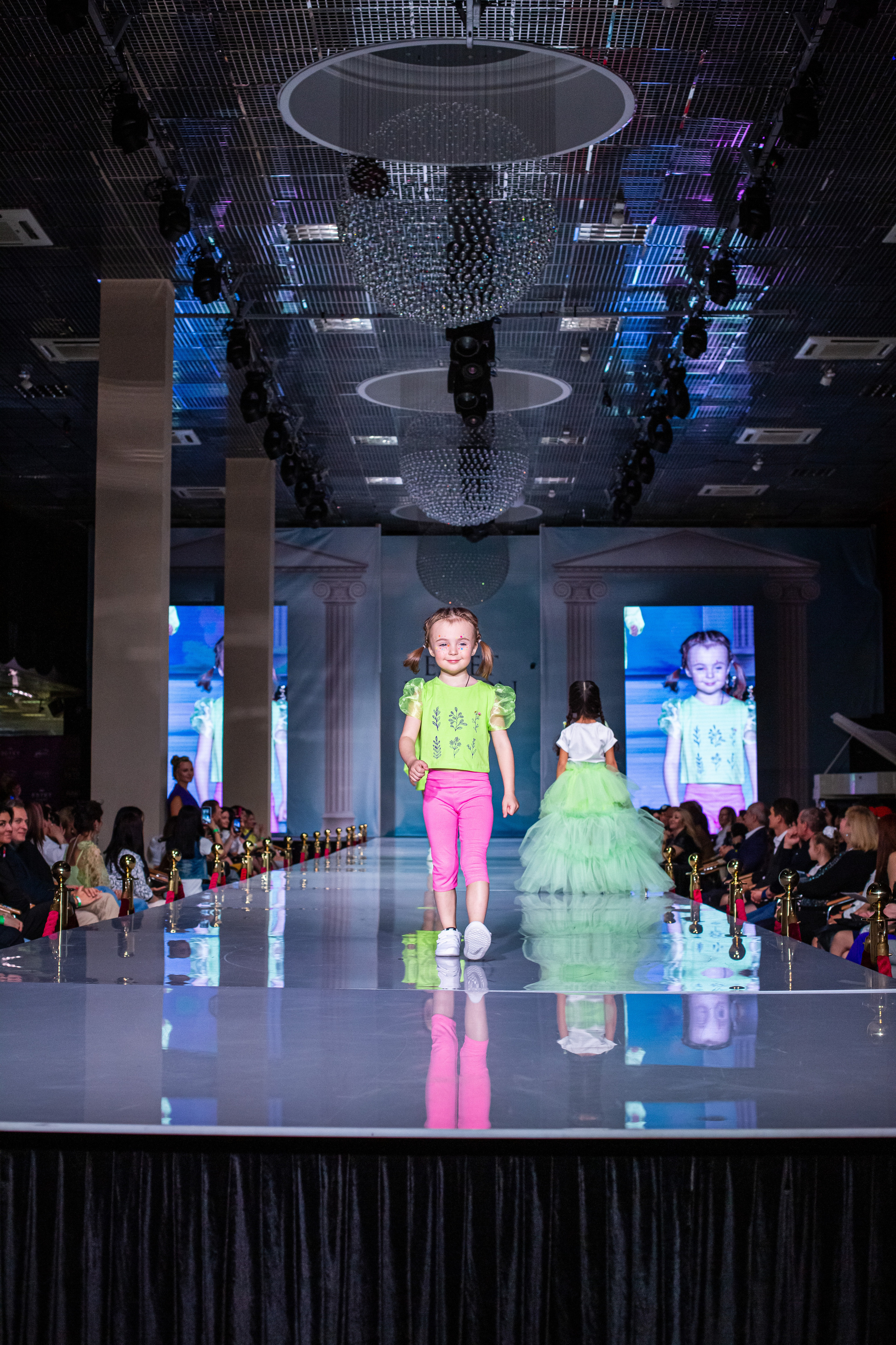 Показ FashionBook в Москве. Свадебный, семейный и детский фотограф в Калининграде Елена Кравцова