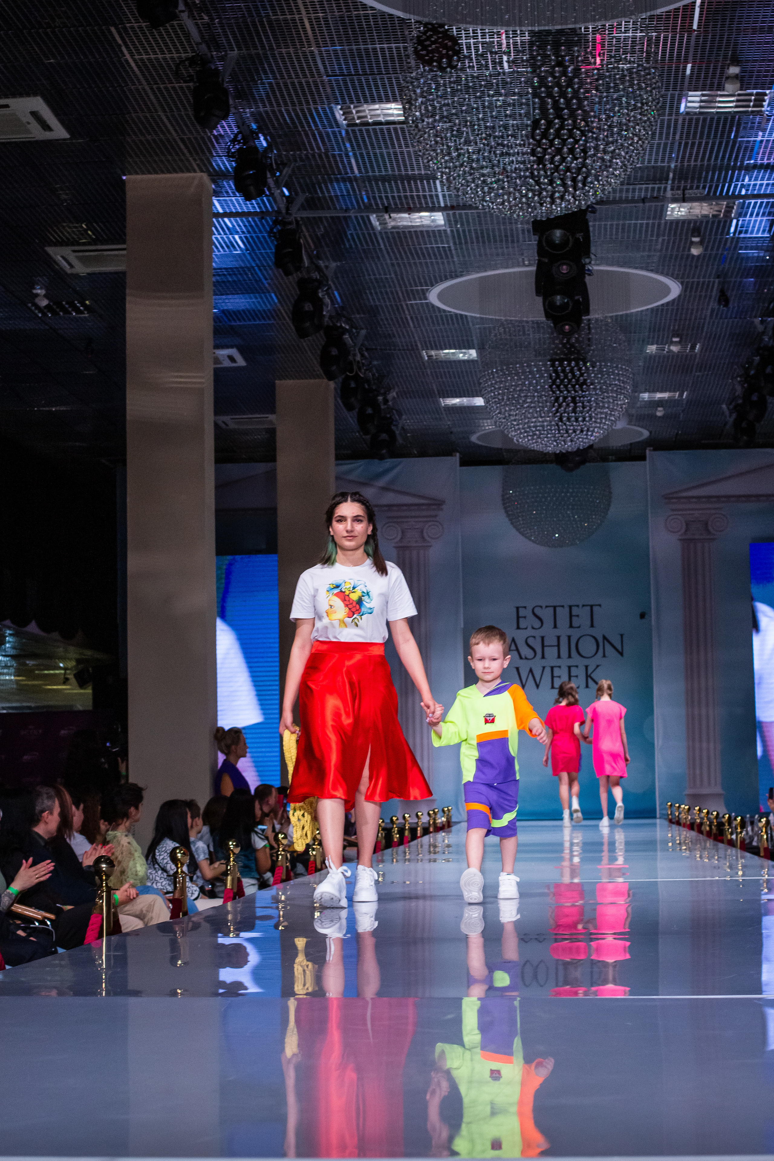 Показ FashionBook в Москве. Свадебный, семейный и детский фотограф в Калининграде Елена Кравцова