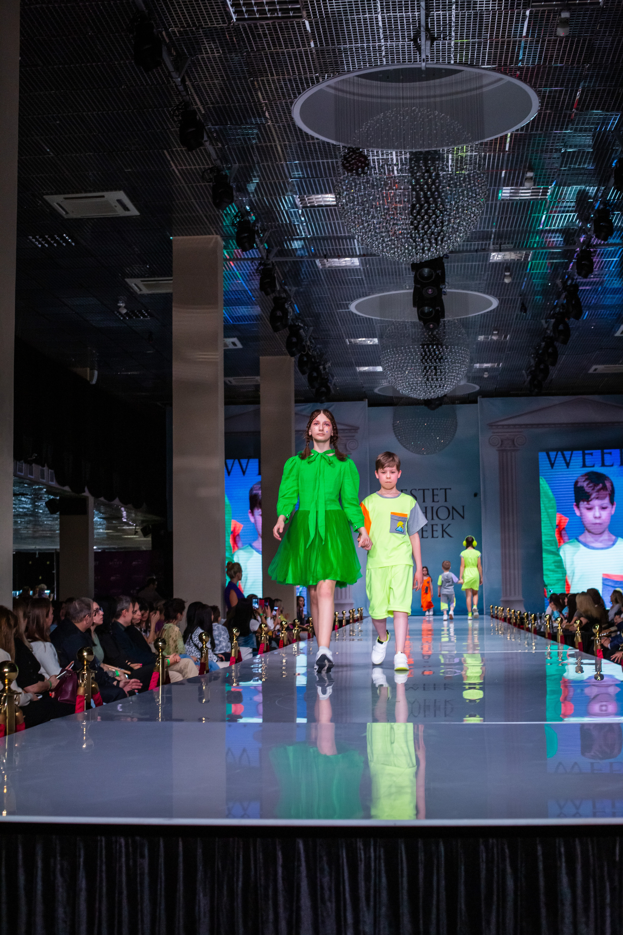 Показ FashionBook в Москве. Свадебный, семейный и детский фотограф в Калининграде Елена Кравцова