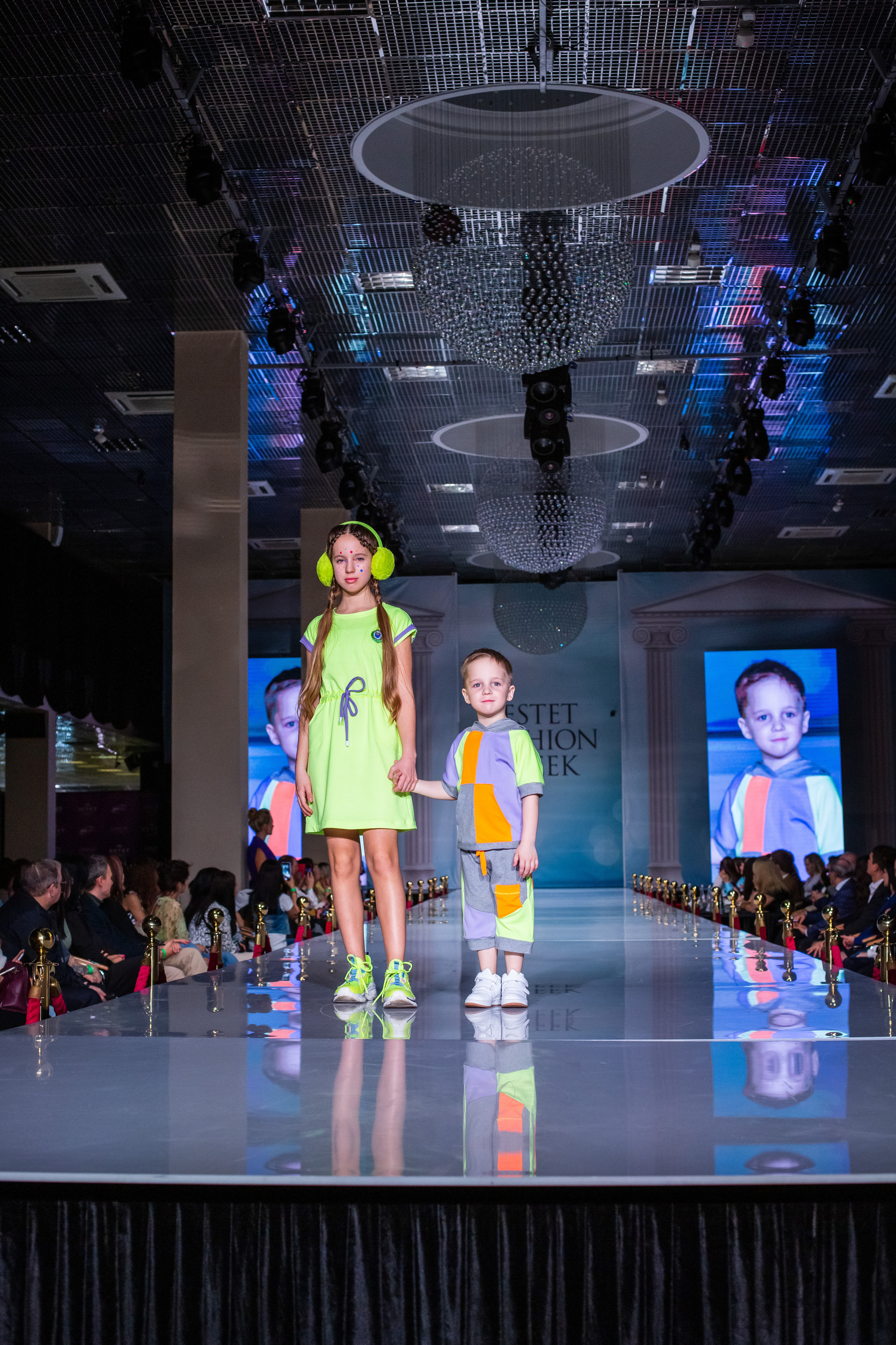 Показ FashionBook в Москве. Свадебный, семейный и детский фотограф в Калининграде Елена Кравцова