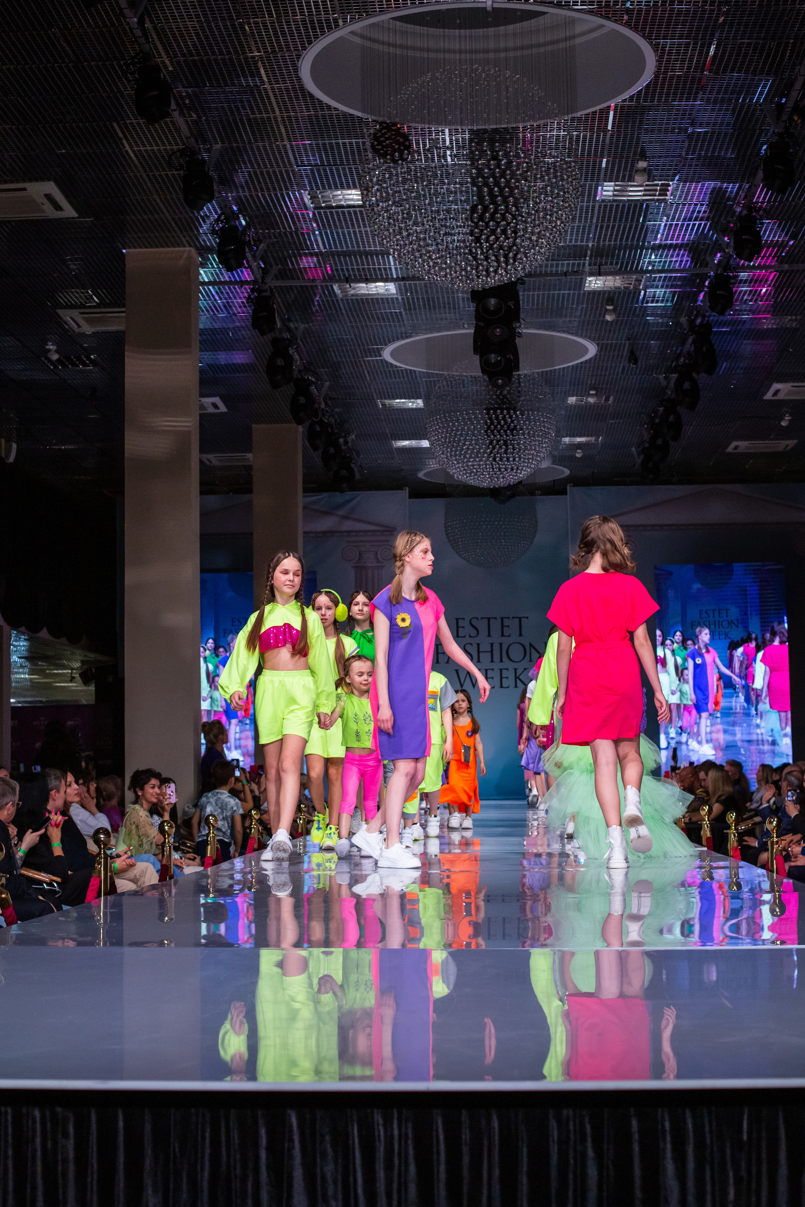 Показ FashionBook в Москве. Свадебный, семейный и детский фотограф в Калининграде Елена Кравцова