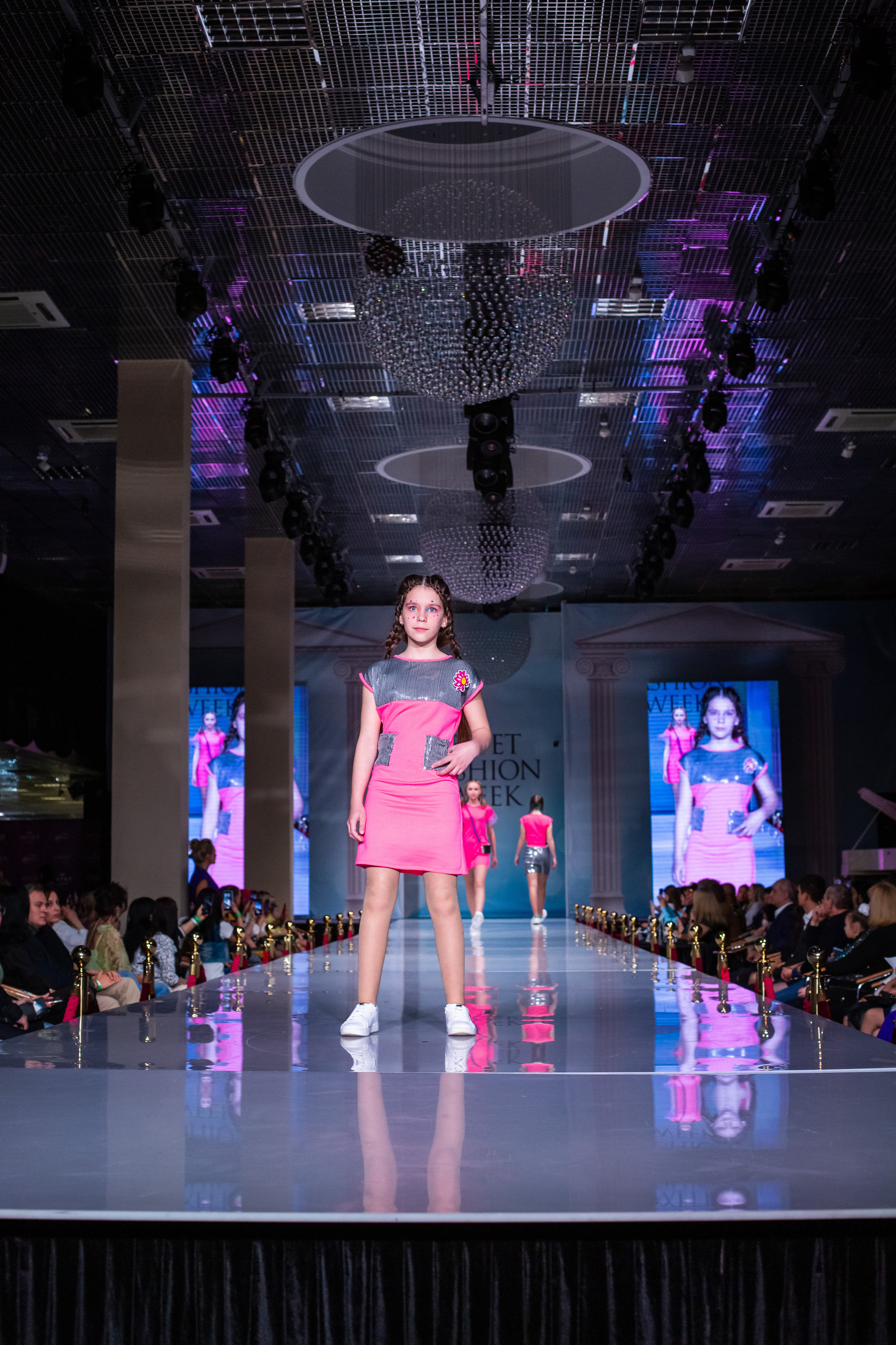 Показ FashionBook в Москве. Свадебный, семейный и детский фотограф в Калининграде Елена Кравцова