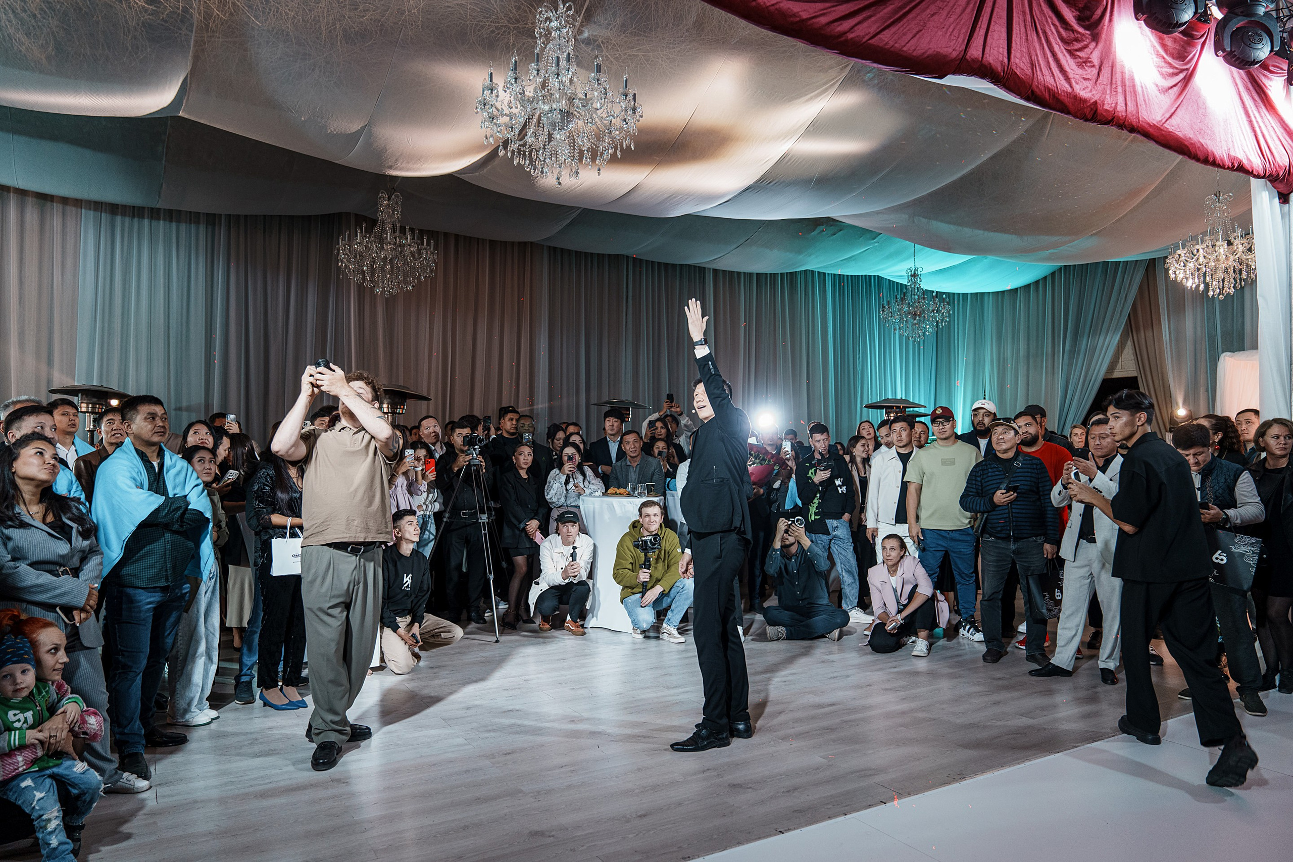 Презентация новой моделей JAC JS8. Фотограф TAULAN_1