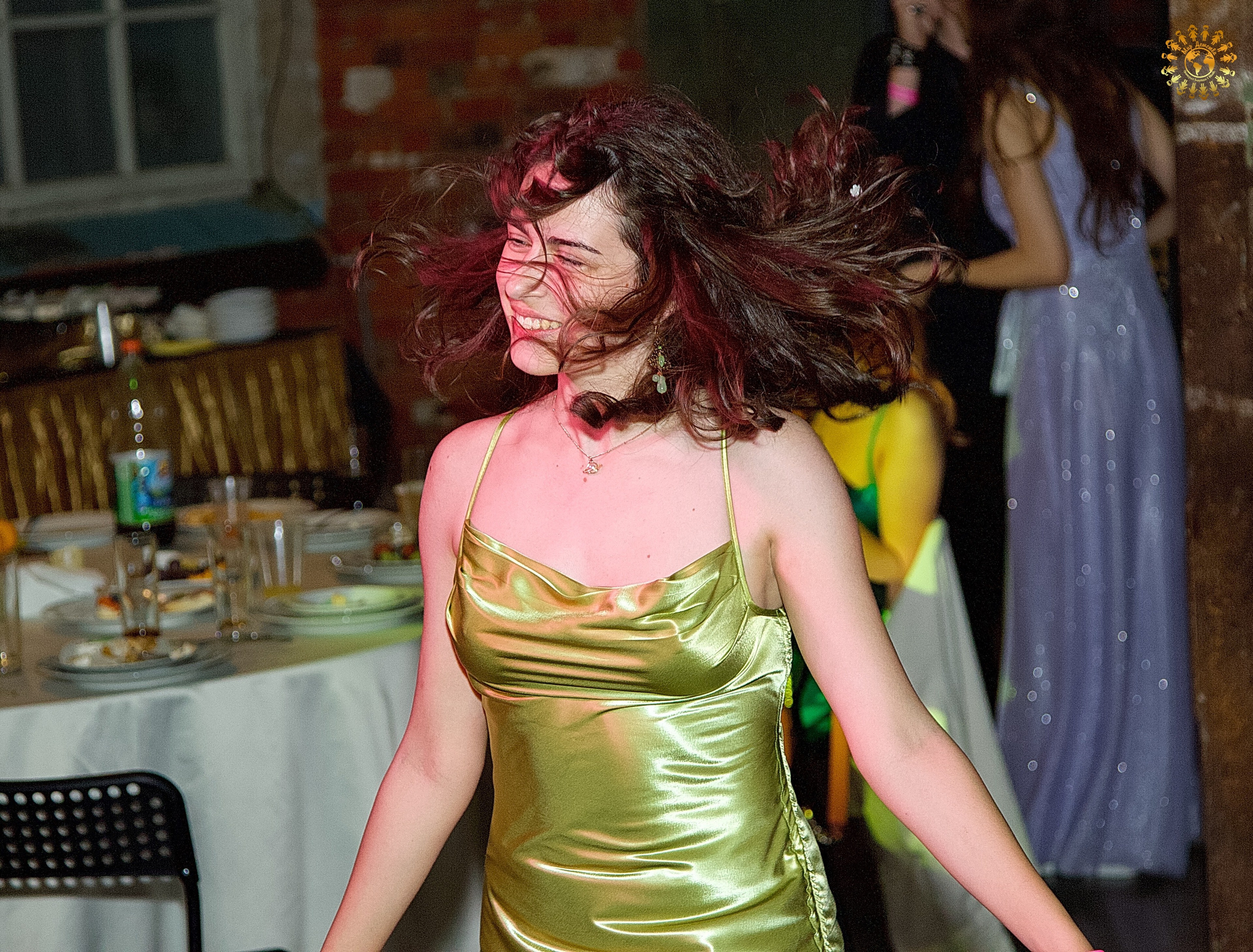 Выпускной 2023 (9-й класс, школа № 46). Loft Urban. Москва. Репортажная съемка в Москве и области. Анималистика