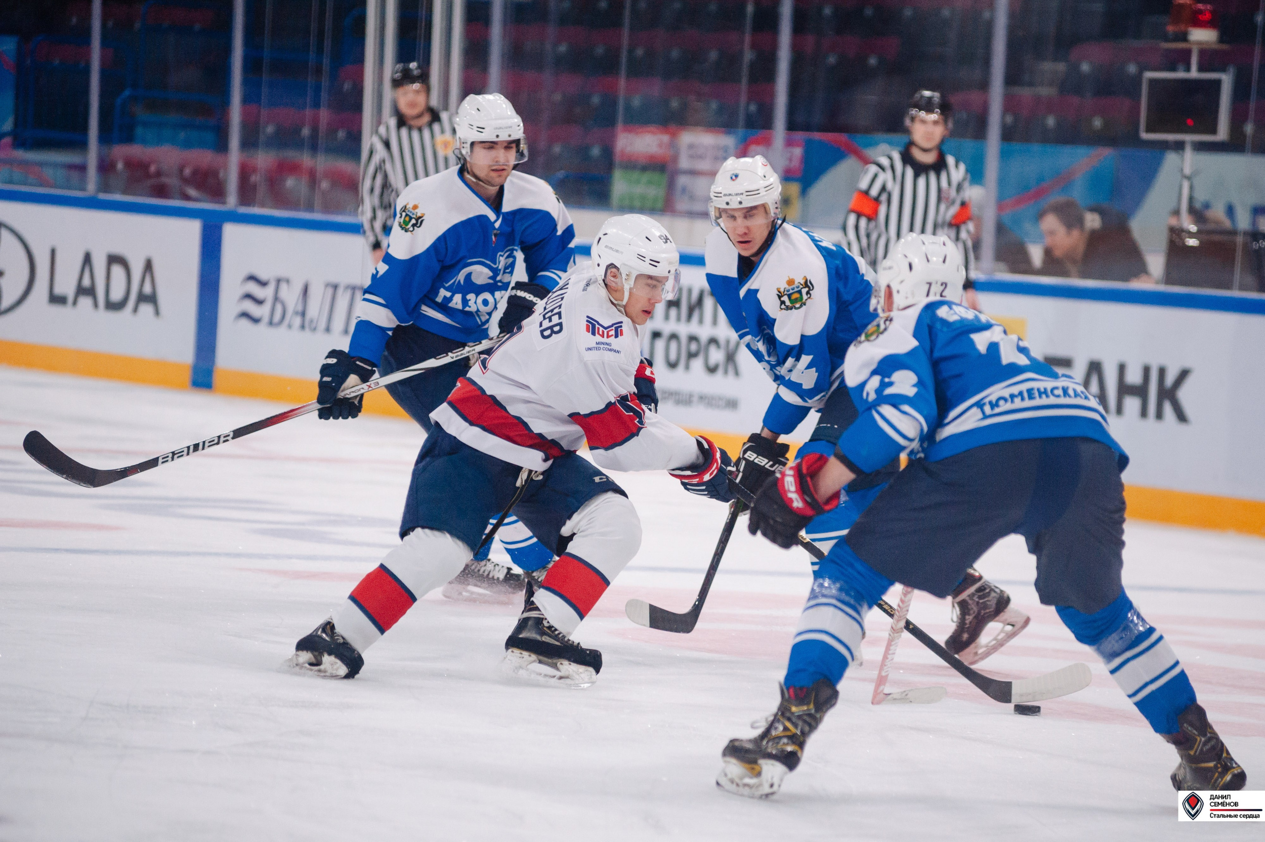 Чемпионат СХЛ. Стальные сердца — Газовик. Фотограф Магнитогорск Данил Семенов