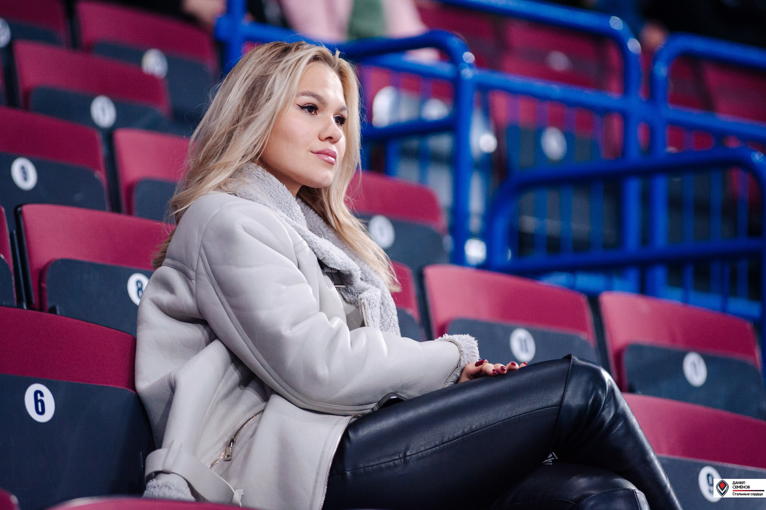 Чемпионат СХЛ. Стальные сердца — Газовик. Фотограф Магнитогорск Данил Семенов