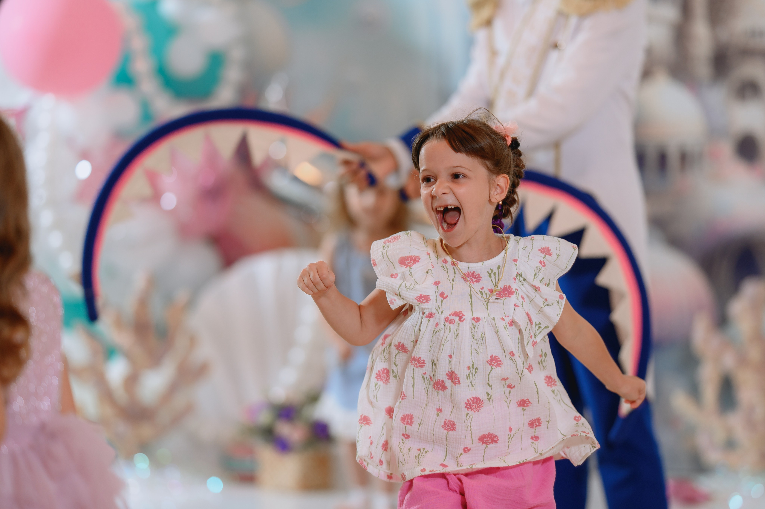 5 лет. Рафаелло, малый зал. Фотограф Котова Валентина