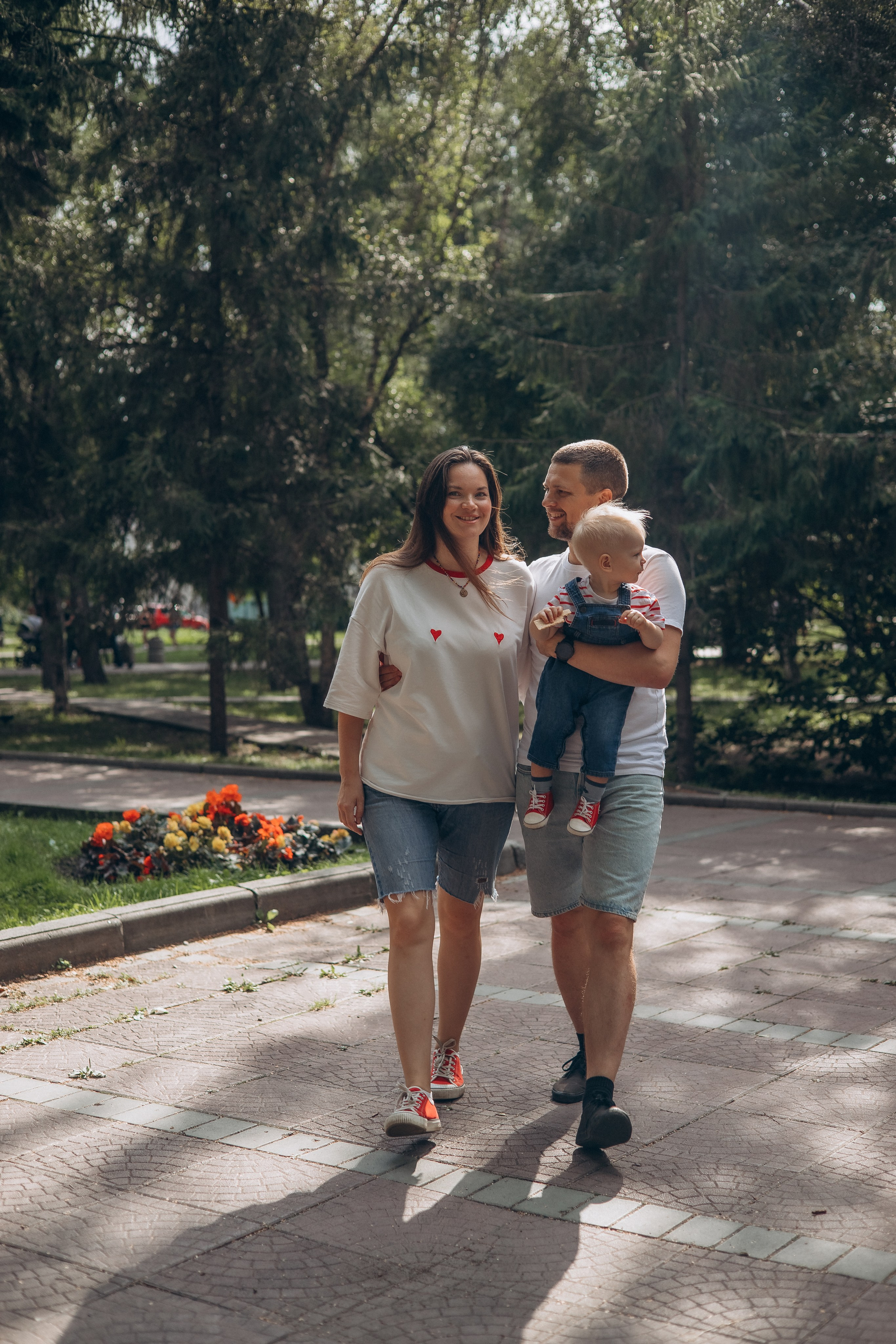 Прогулка в Нарымском сквере. Семейный, детский, женский фотограф в Новосибирске Оля Борисова