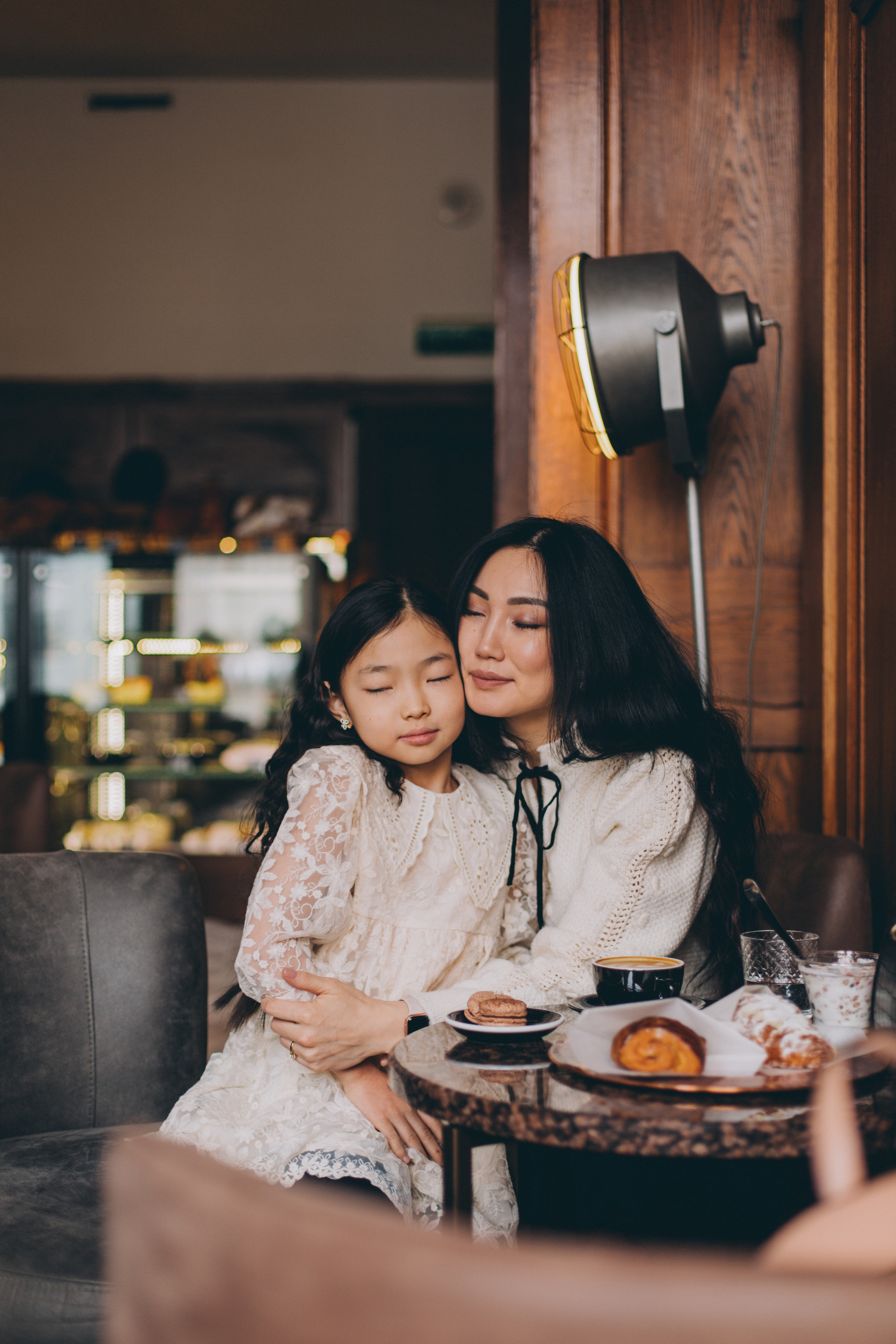 Завтрак в Opetit. Семейный фотограф в Санкт-Петербурге Любовь Савкина