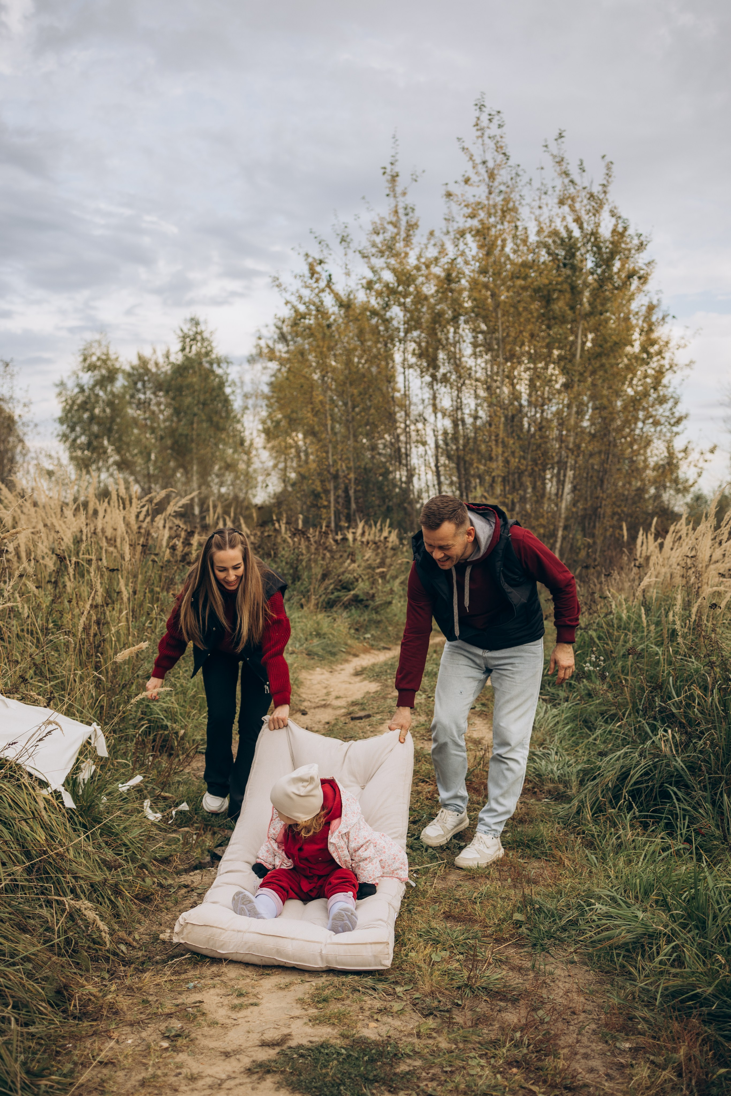 Летучий змей-семейная (4.10.2025 г.) г. Жуков (Калужская обл.). Надежда Стар семейный и церковный фотограф в Жукове и Калужской области