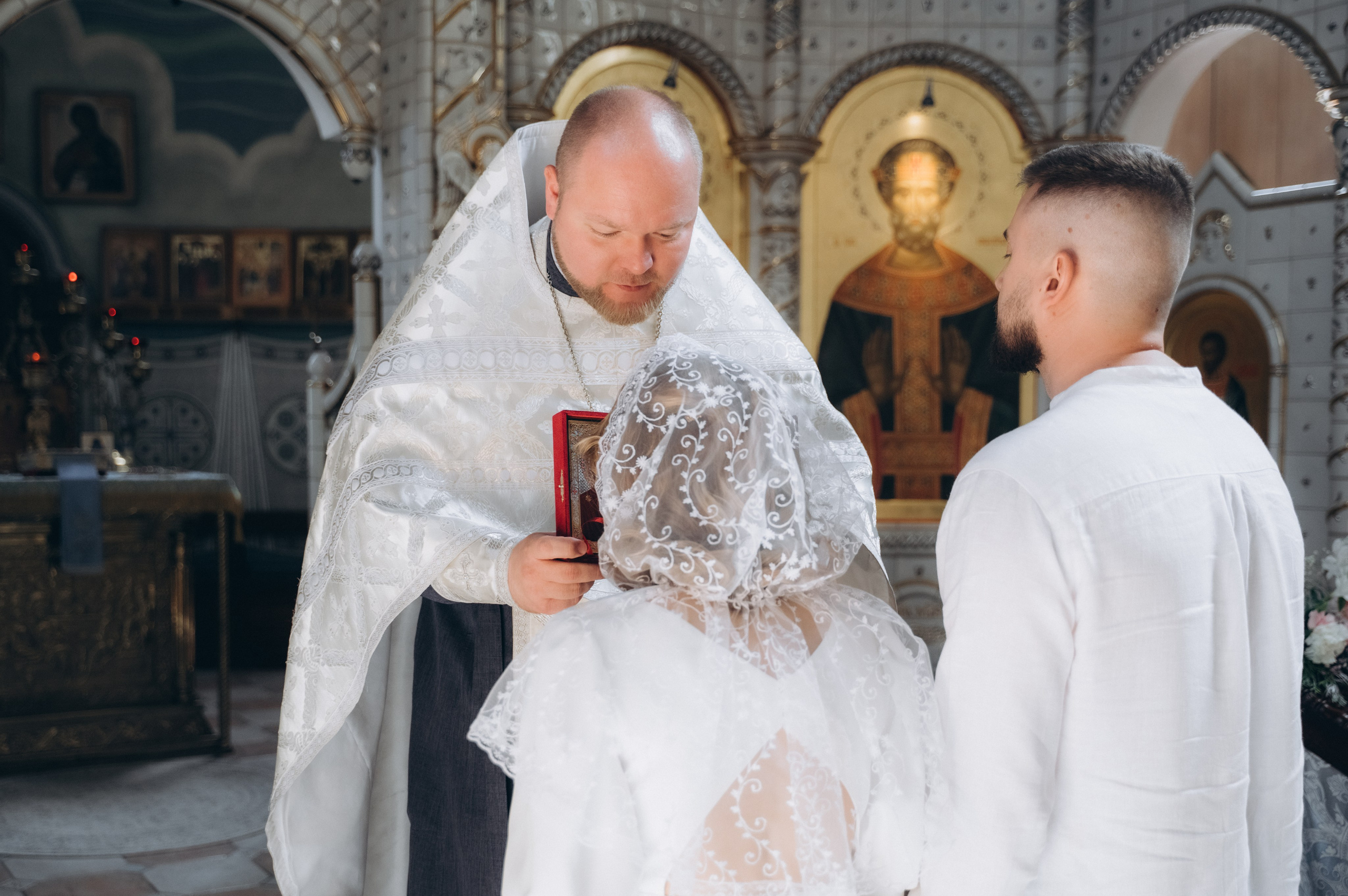 Венчание Сергей и Юлия (Дом милосердия). Семейный фотограф в Минске Дарья Дреко