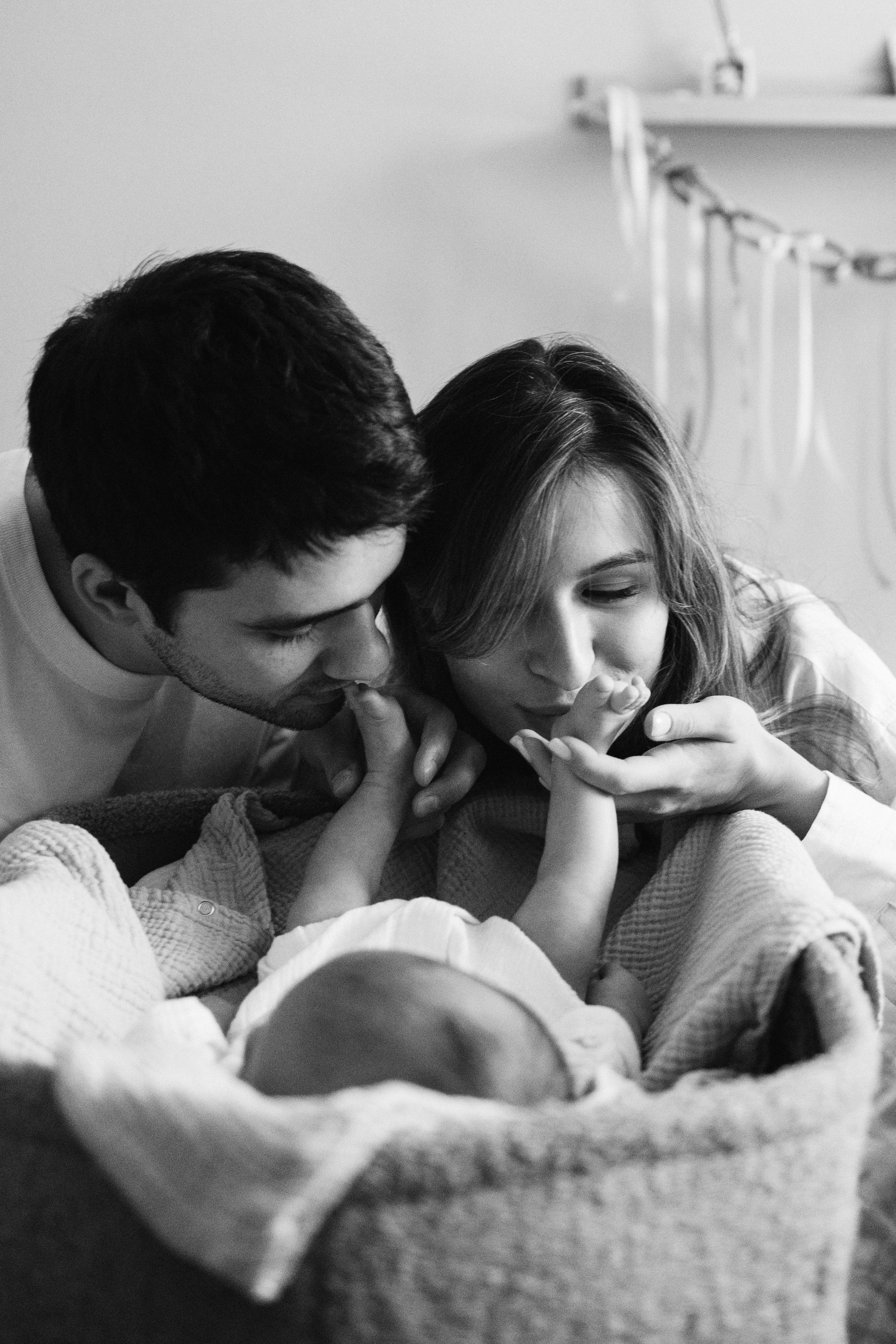 Диана, Рустам, Дамир, домашняя newborn. Семейный фотограф в Москве Марина Петра