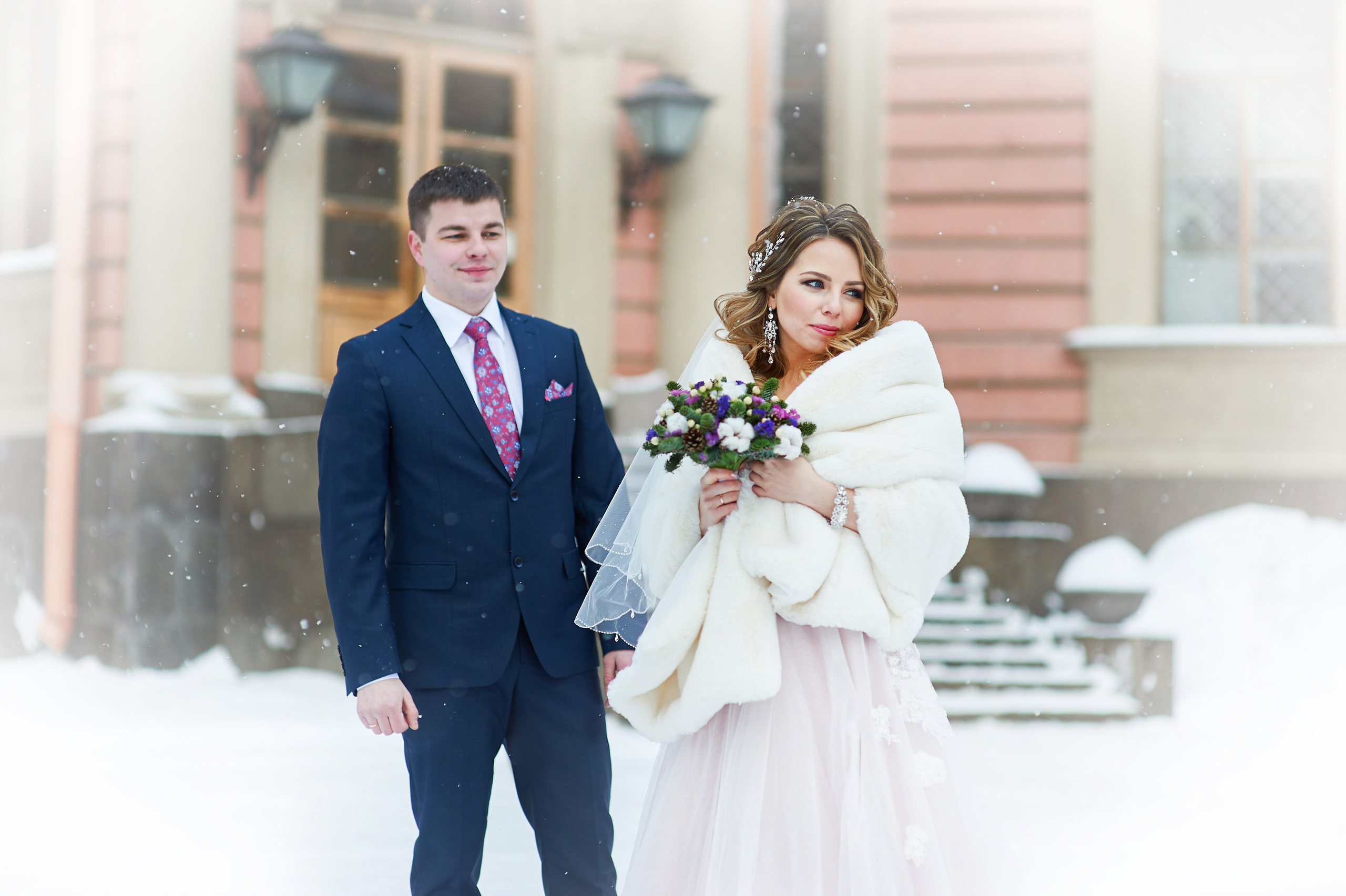 Елена и Иван (зимняя свадебная прогулка у Михайловского замка и фотосессия в Эрмитаже). Портретный, семейный и свадебный фотограф в Санкт-Петербурге и в Пушкине Ширяев Денис