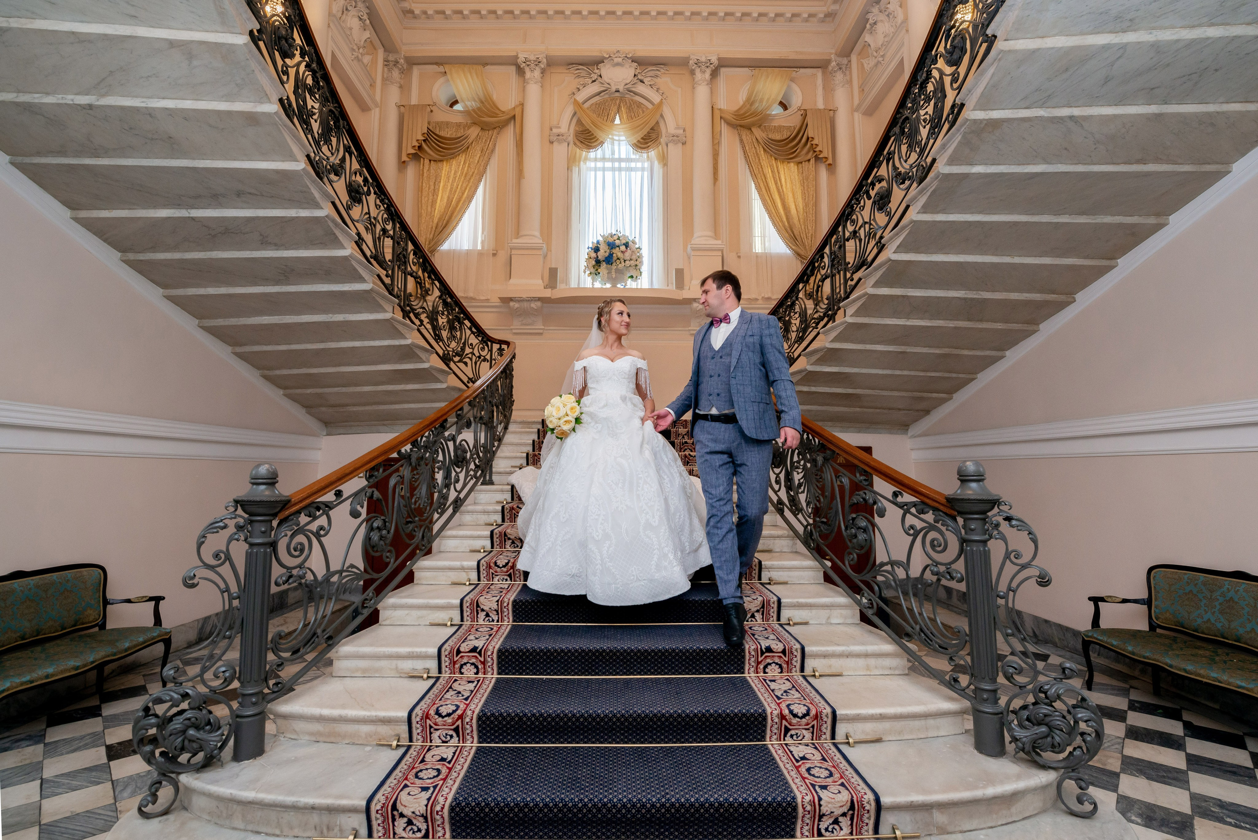 Анастасия и Игорь (фотосессия во Втором Дворце Бракосочетания, Польский сад, здание городской Ратуши). Портретный, семейный и свадебный фотограф в Санкт-Петербурге и в Пушкине Ширяев Денис